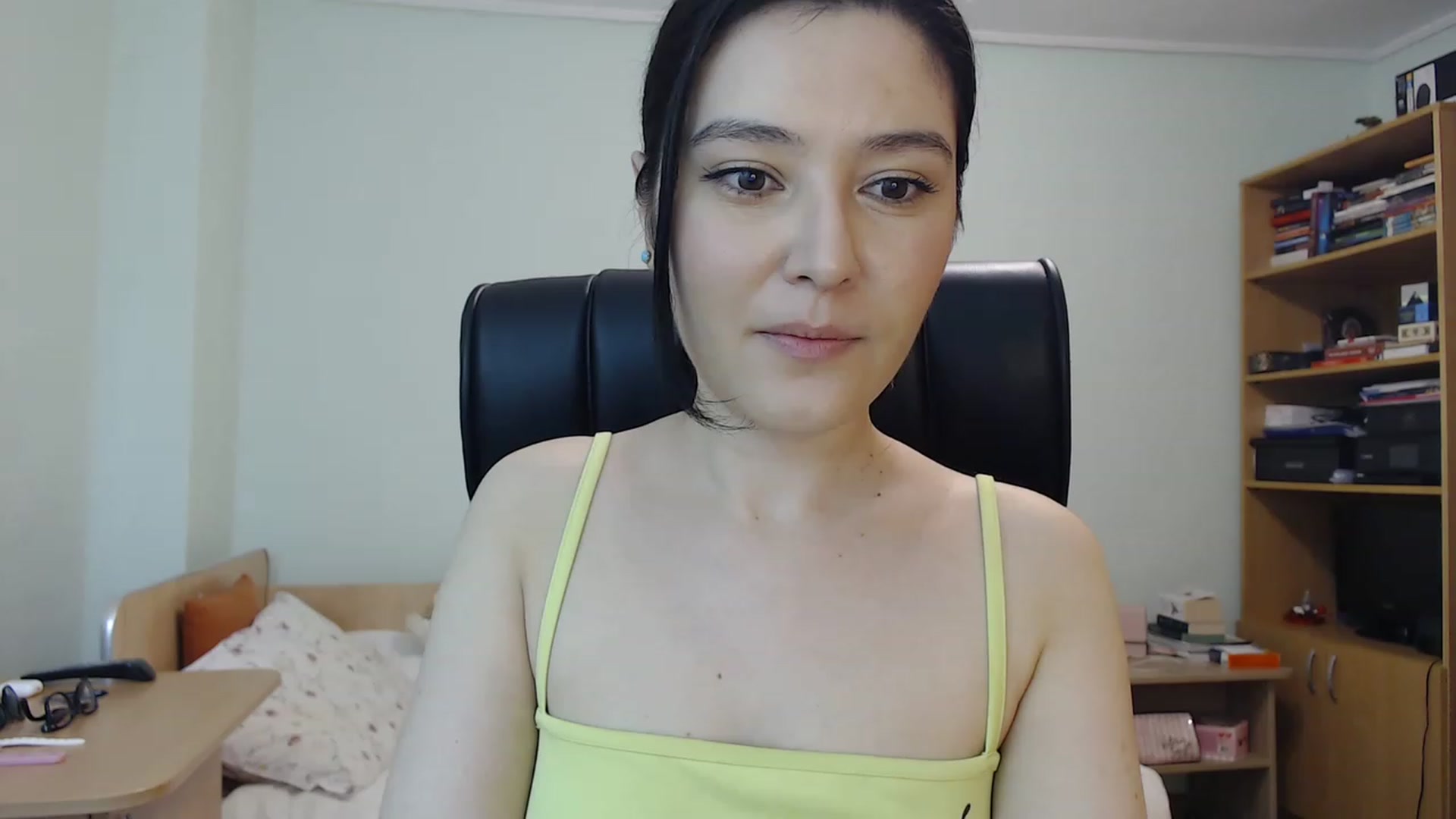 Gallery image thumbnail from TheMorrigan_'s myfreecams stream on, 06/16/2023, 20:09 image 1 of 20