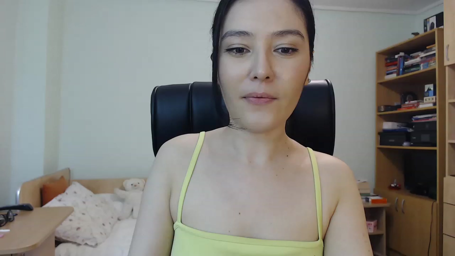 Gallery image thumbnail from TheMorrigan_'s myfreecams stream on, 06/16/2023, 20:09 image 20 of 20