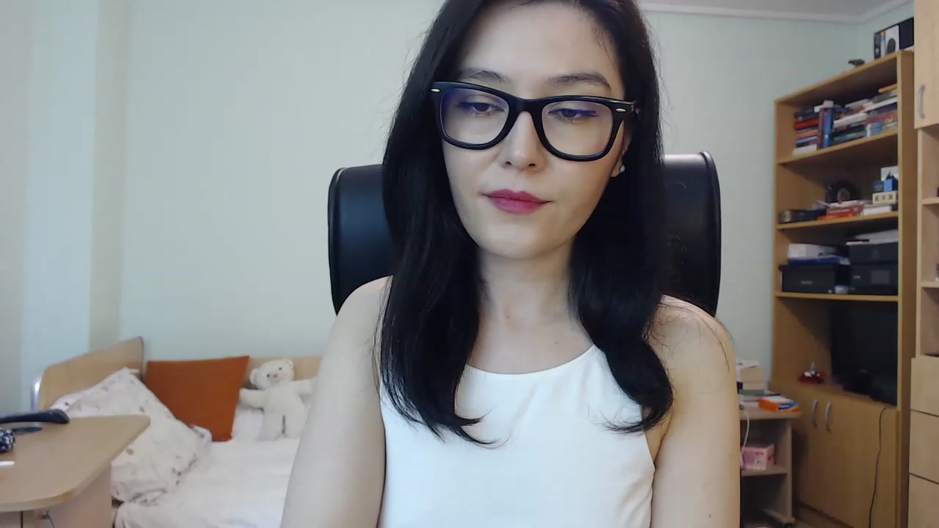 Gallery image thumbnail from TheMorrigan_'s myfreecams stream on, 06/20/2023, 19:38 image 11 of 20