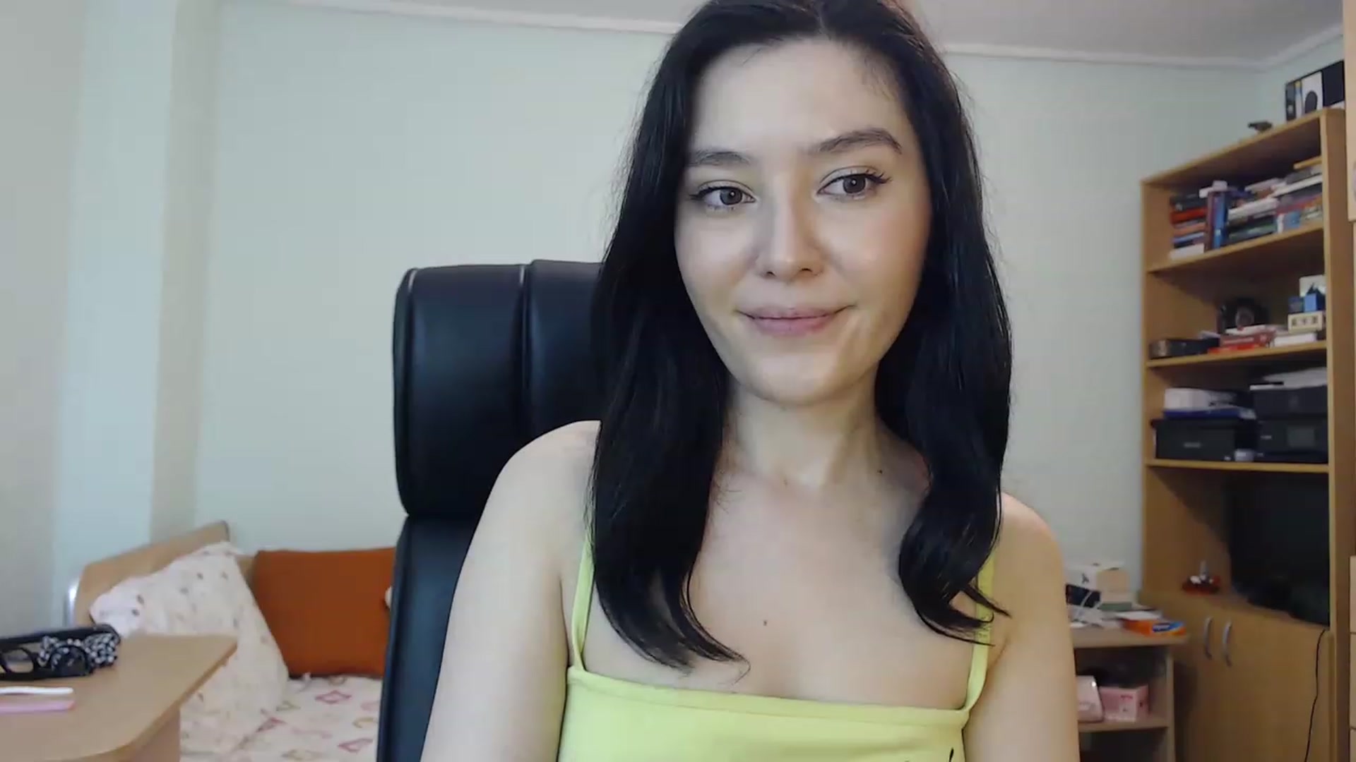 Gallery image thumbnail from TheMorrigan_'s myfreecams stream on, 06/25/2023, 21:37 image 5 of 20