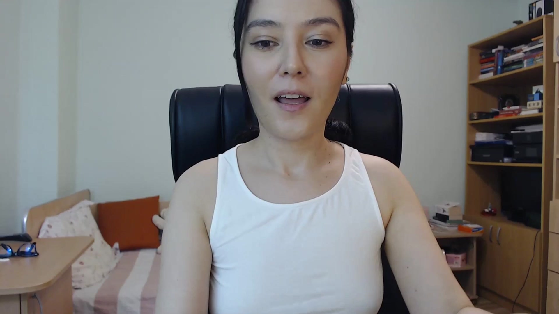 Gallery image thumbnail from TheMorrigan_'s myfreecams stream on, 06/29/2023, 21:07 image 2 of 20