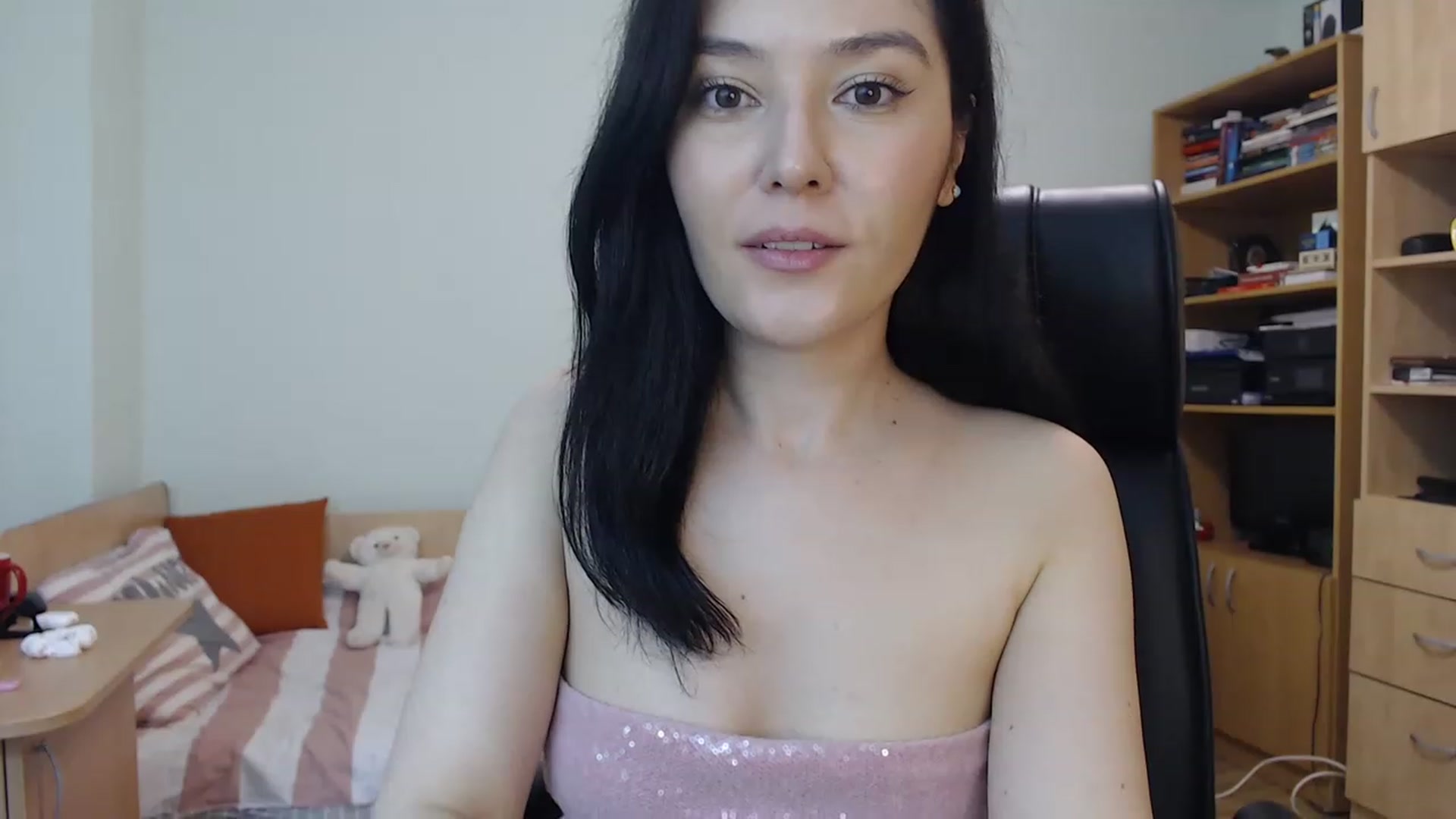 Gallery image thumbnail from TheMorrigan_'s myfreecams stream on, 07/02/2023, 22:13 image 7 of 20