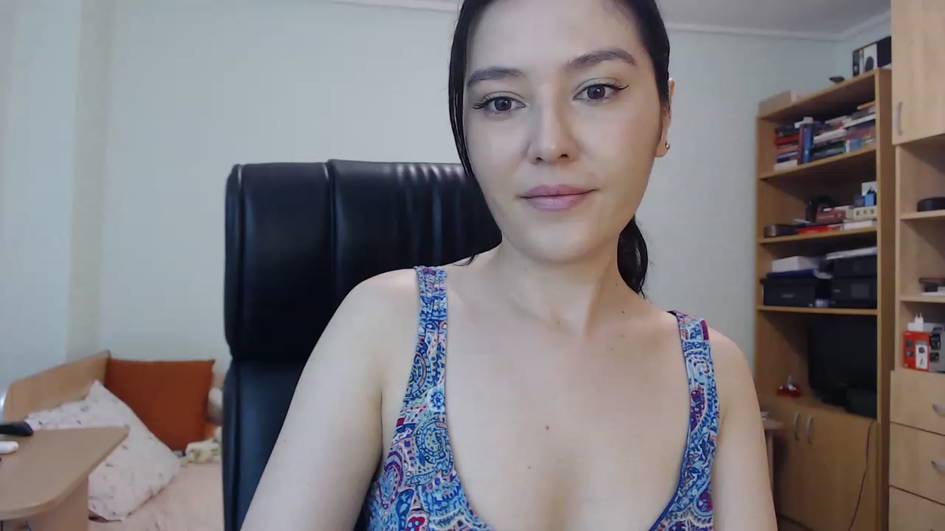 Gallery image thumbnail from TheMorrigan_'s myfreecams stream on, 07/24/2023, 17:16 image 19 of 20