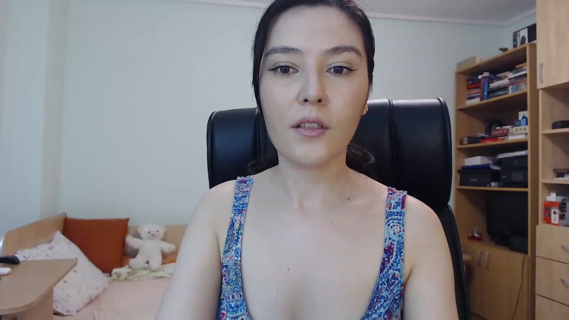 Gallery image thumbnail from TheMorrigan_'s myfreecams stream on, 07/24/2023, 17:16 image 14 of 20