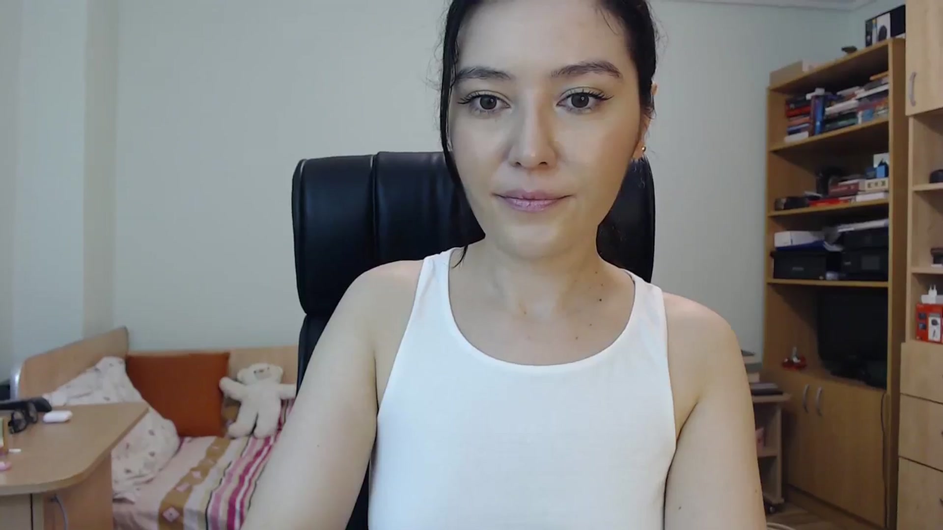 Gallery image thumbnail from TheMorrigan_'s myfreecams stream on, 08/05/2023, 20:43 image 17 of 20