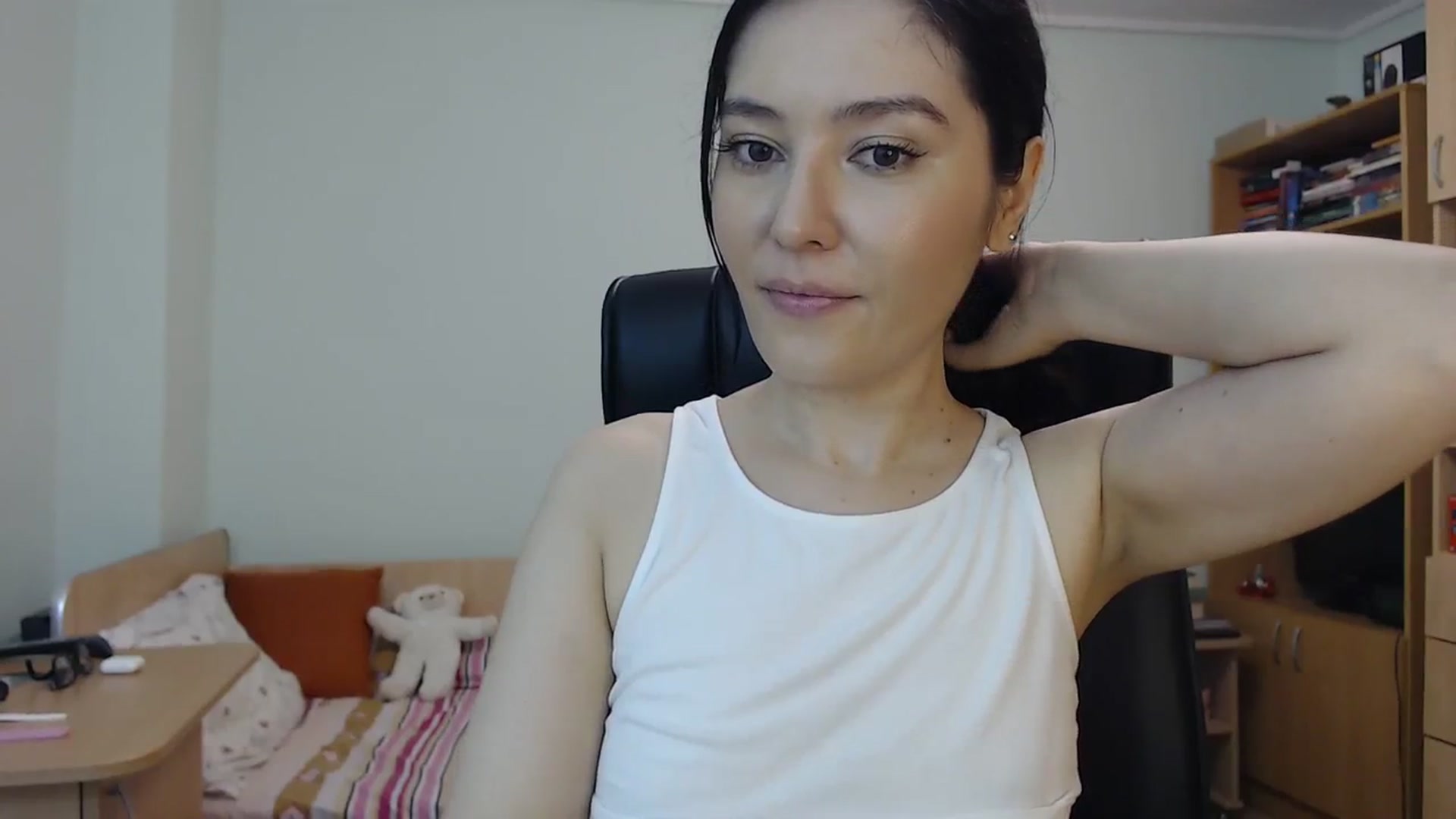 Gallery image thumbnail from TheMorrigan_'s myfreecams stream on, 08/05/2023, 20:43 image 14 of 20