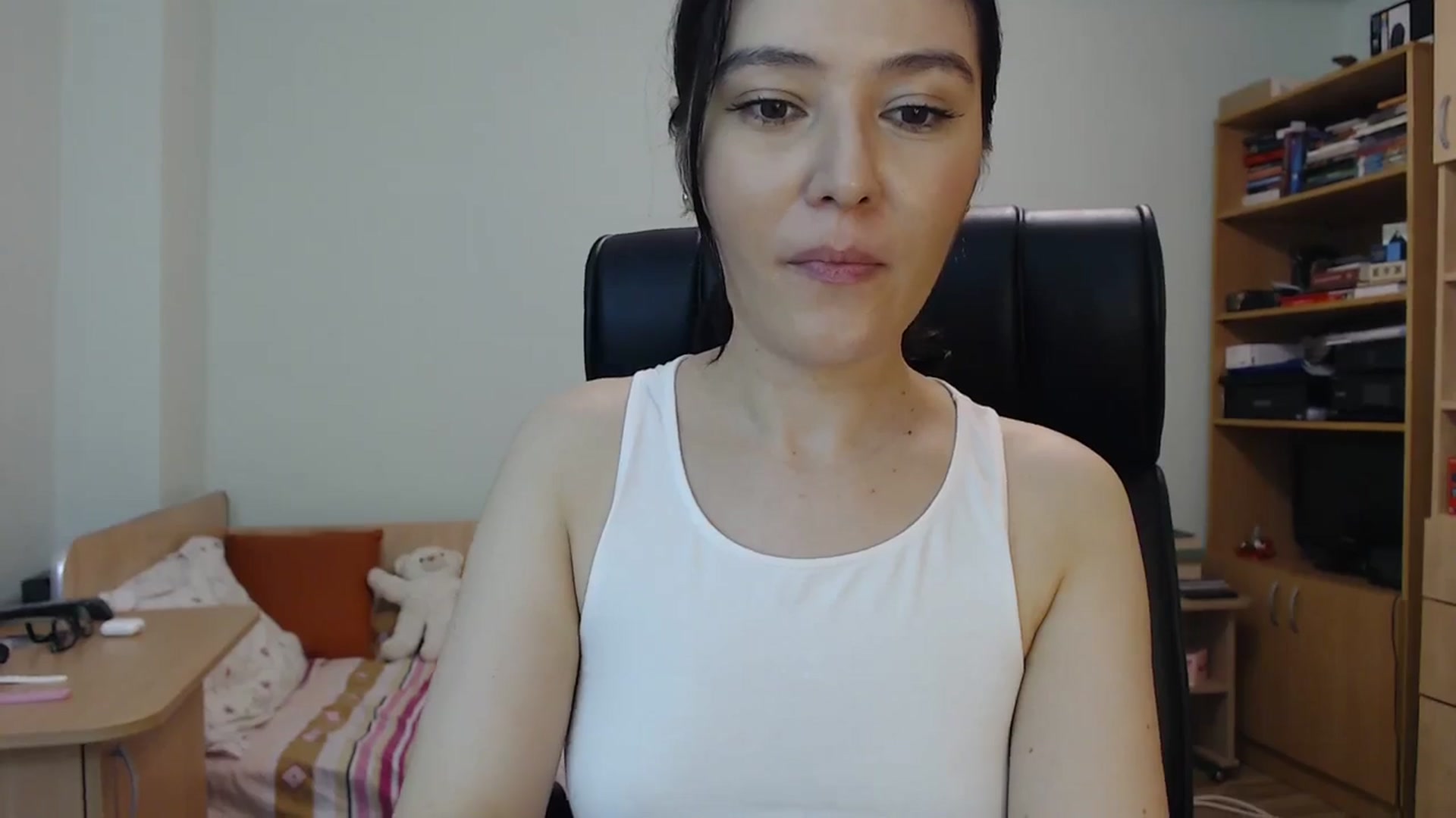 Gallery image thumbnail from TheMorrigan_'s myfreecams stream on, 08/05/2023, 20:43 image 12 of 20