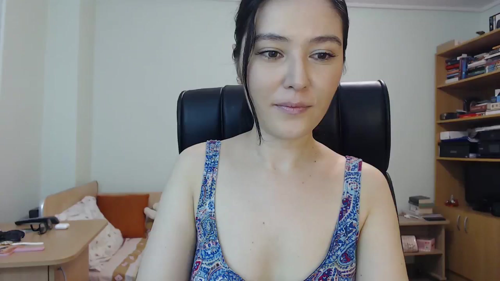 Gallery image thumbnail from TheMorrigan_'s myfreecams stream on, 08/05/2023, 20:43 image 1 of 20