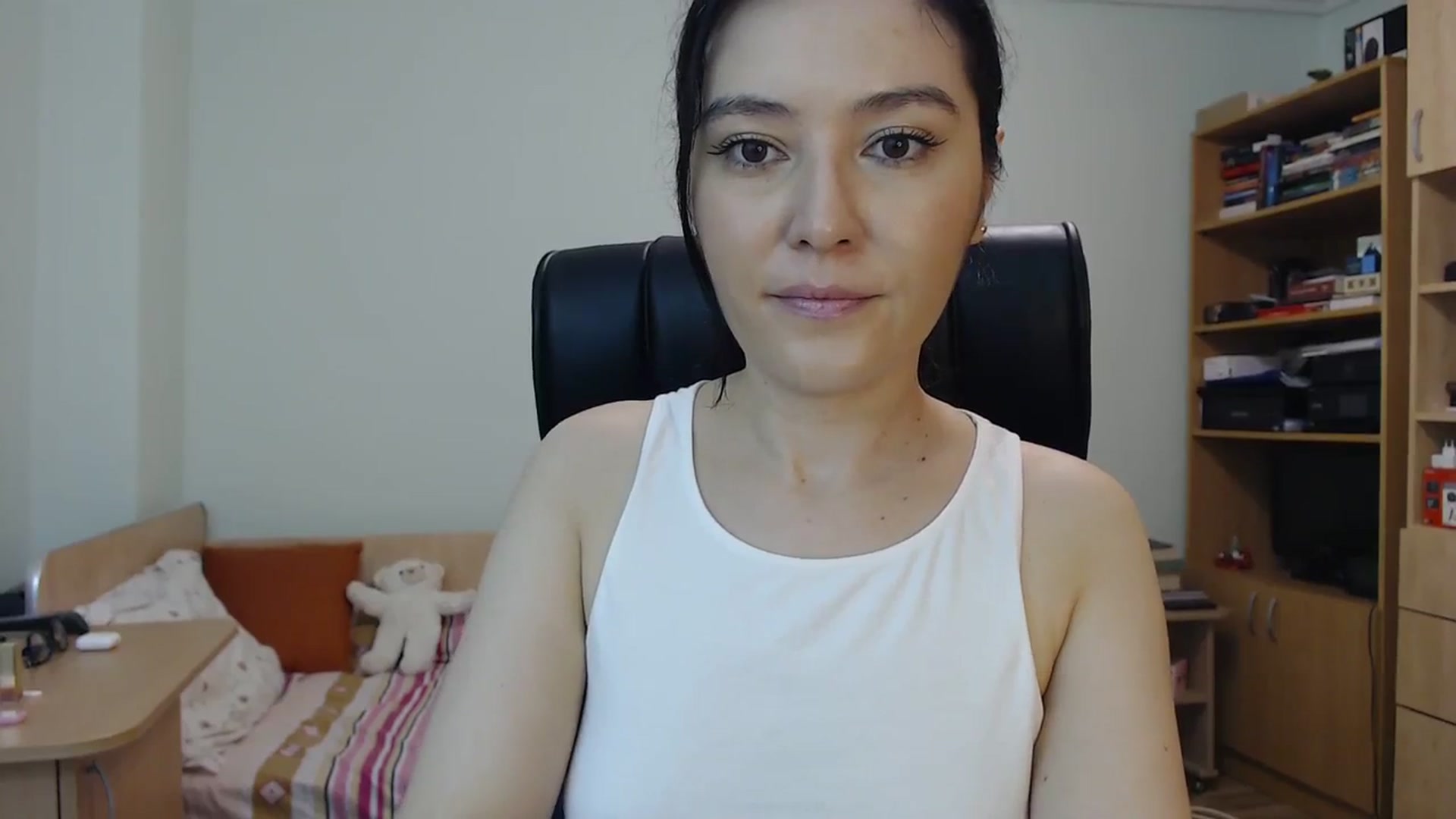 Gallery image thumbnail from TheMorrigan_'s myfreecams stream on, 08/05/2023, 20:43 image 16 of 20