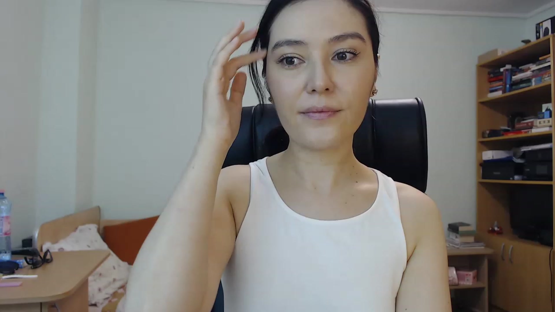 Gallery image thumbnail from TheMorrigan_'s myfreecams stream on, 08/06/2023, 21:03 image 3 of 20