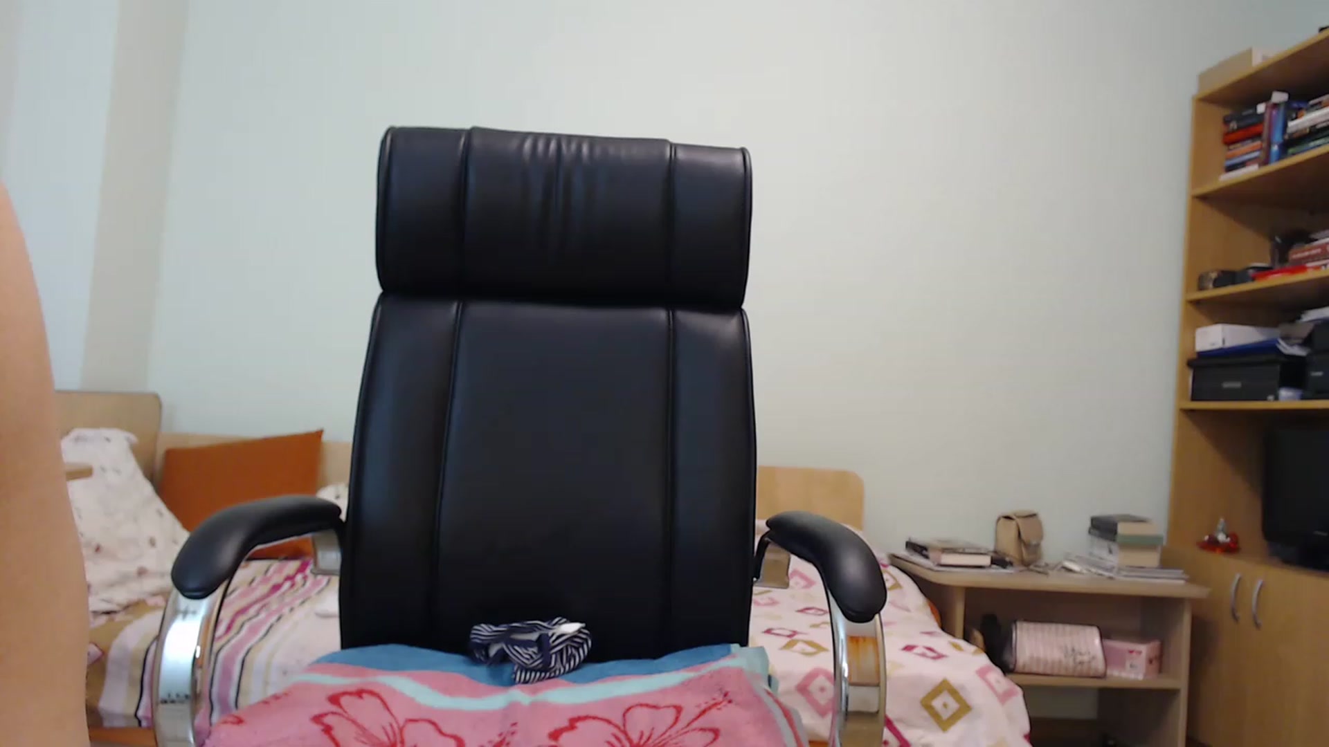 Gallery image thumbnail from TheMorrigan_'s myfreecams stream on, 08/06/2023, 21:03 image 13 of 20