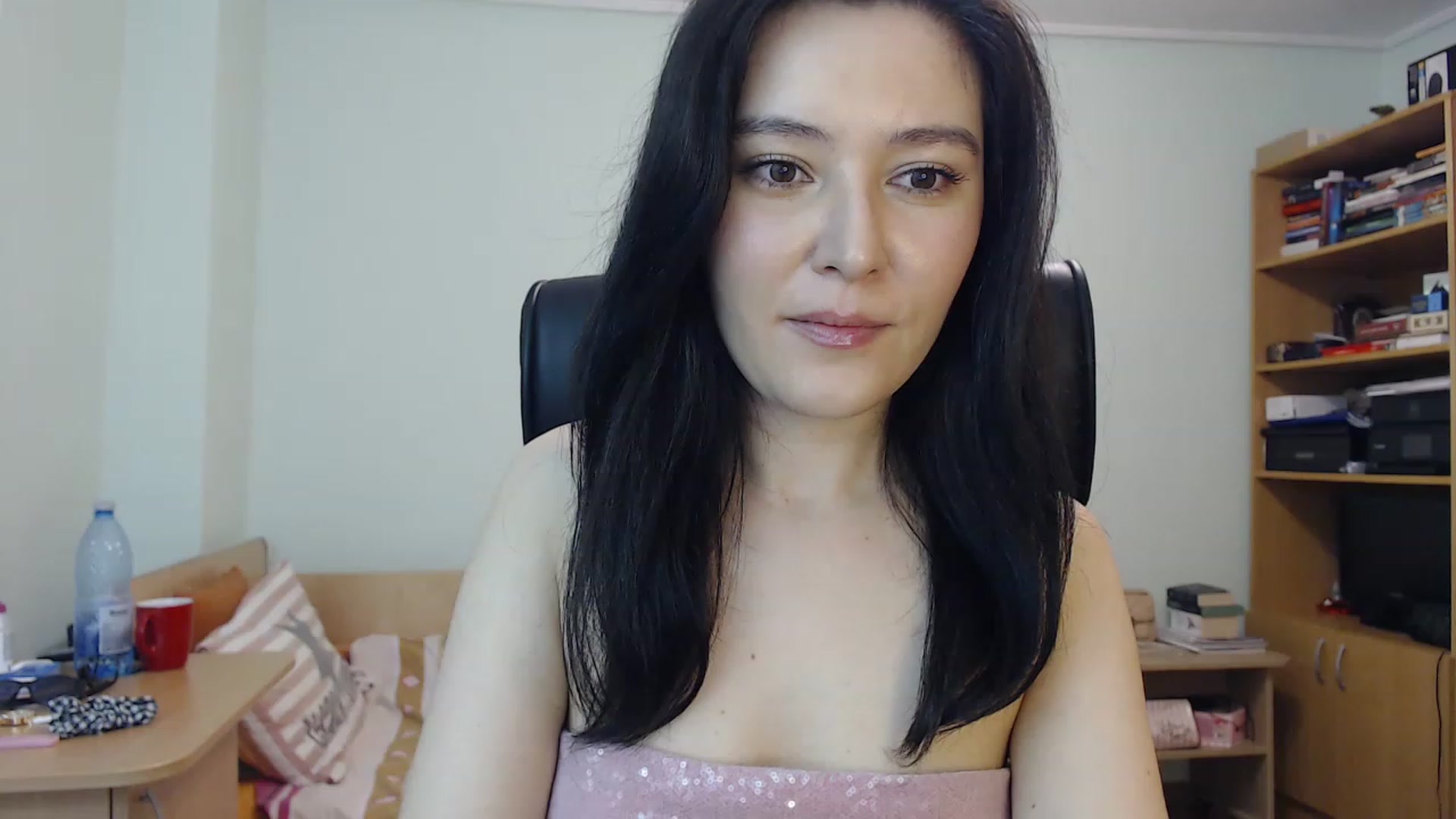 Gallery image thumbnail from TheMorrigan_'s myfreecams stream on, 08/09/2023, 18:29 image 13 of 20