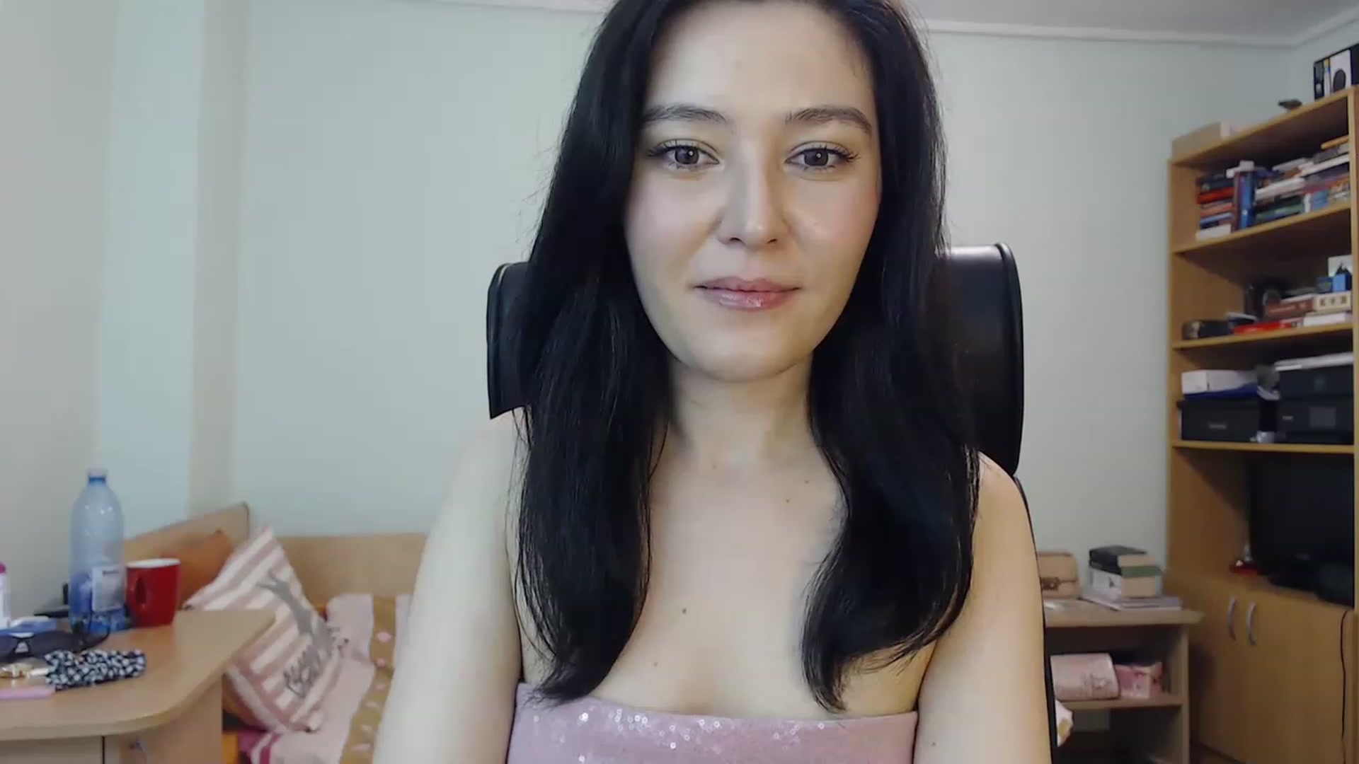Gallery image thumbnail from TheMorrigan_'s myfreecams stream on, 08/09/2023, 18:29 image 10 of 20