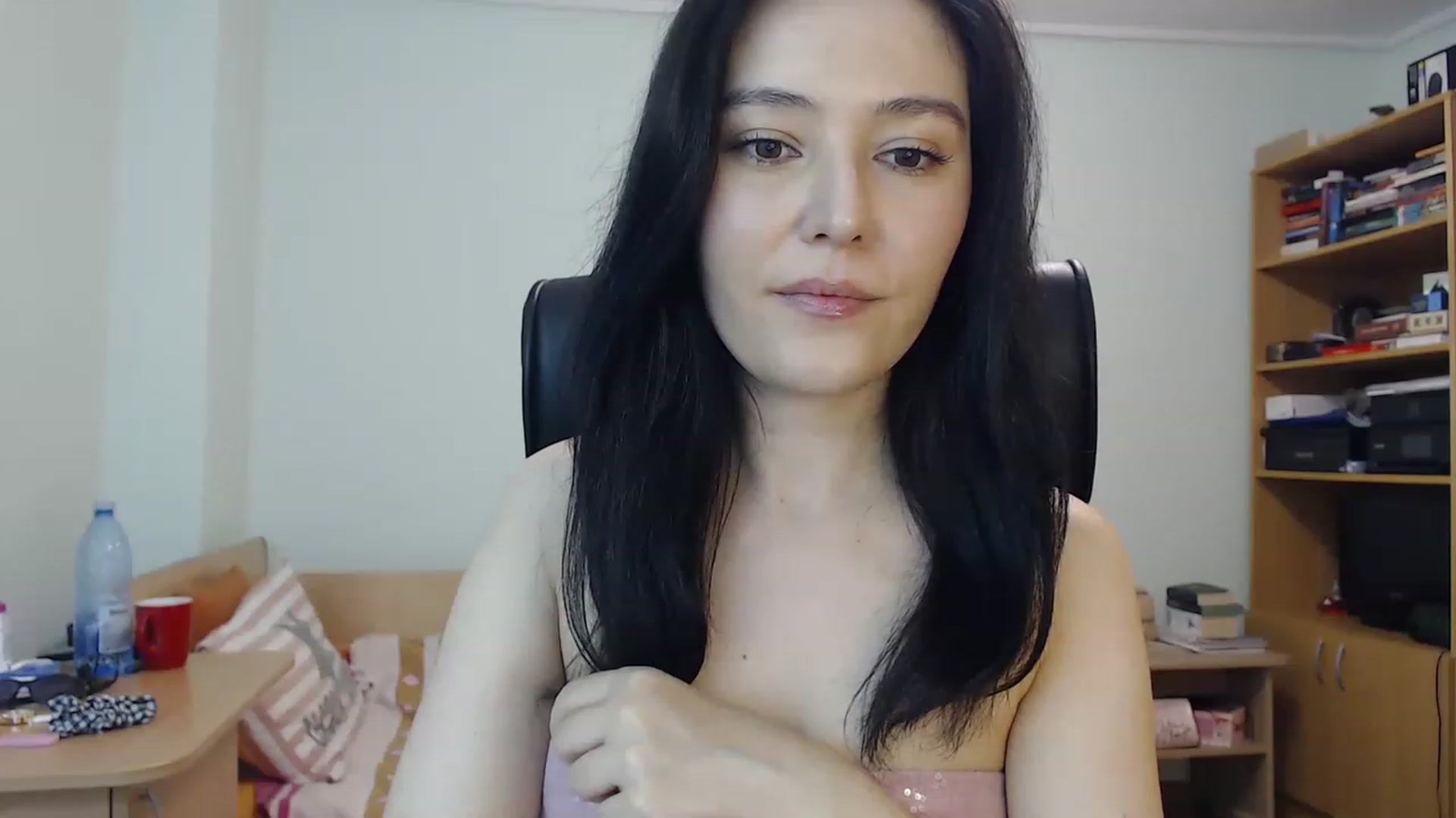 Gallery image thumbnail from TheMorrigan_'s myfreecams stream on, 08/09/2023, 18:29 image 4 of 20