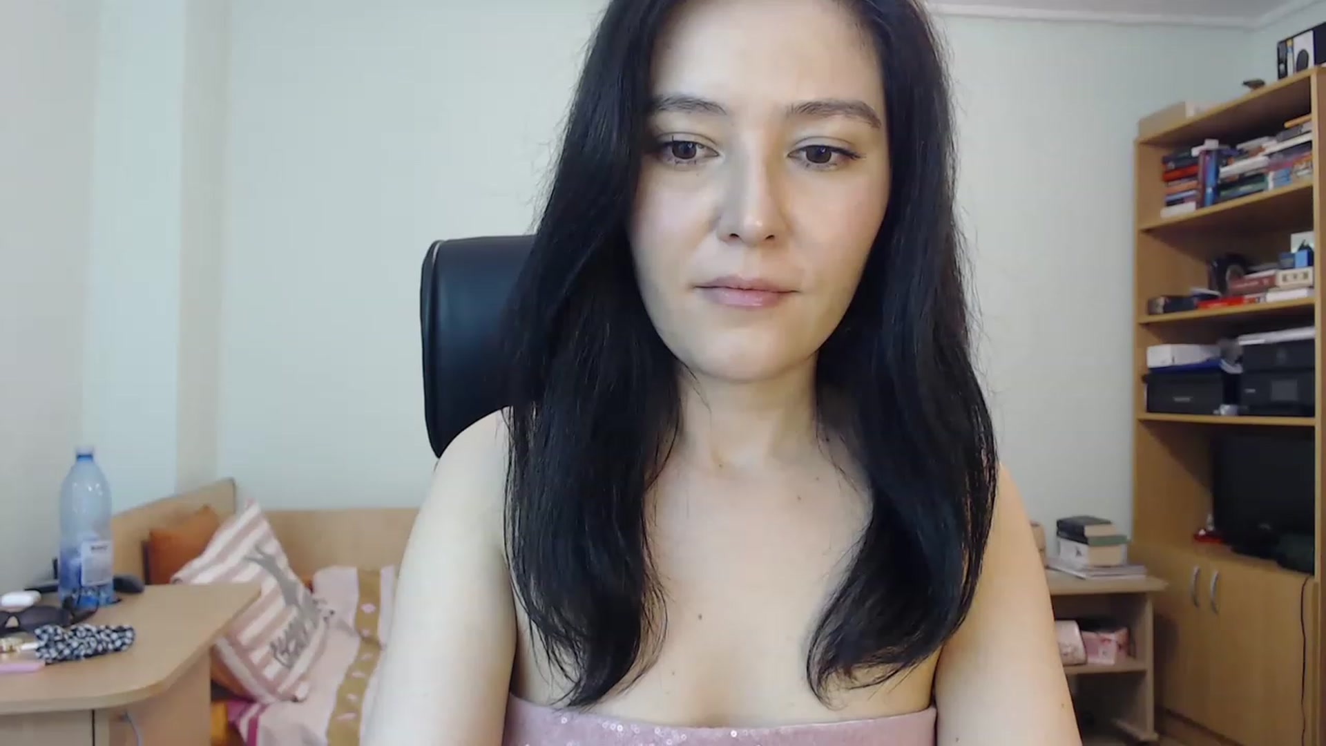 Gallery image thumbnail from TheMorrigan_'s myfreecams stream on, 08/09/2023, 19:44 image 12 of 20