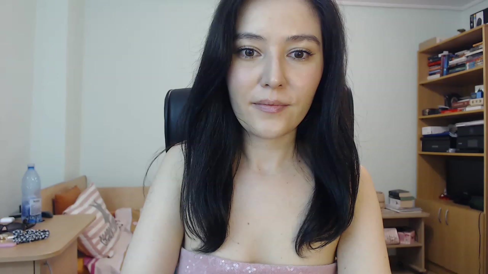 Gallery image thumbnail from TheMorrigan_'s myfreecams stream on, 08/09/2023, 19:44 image 3 of 20