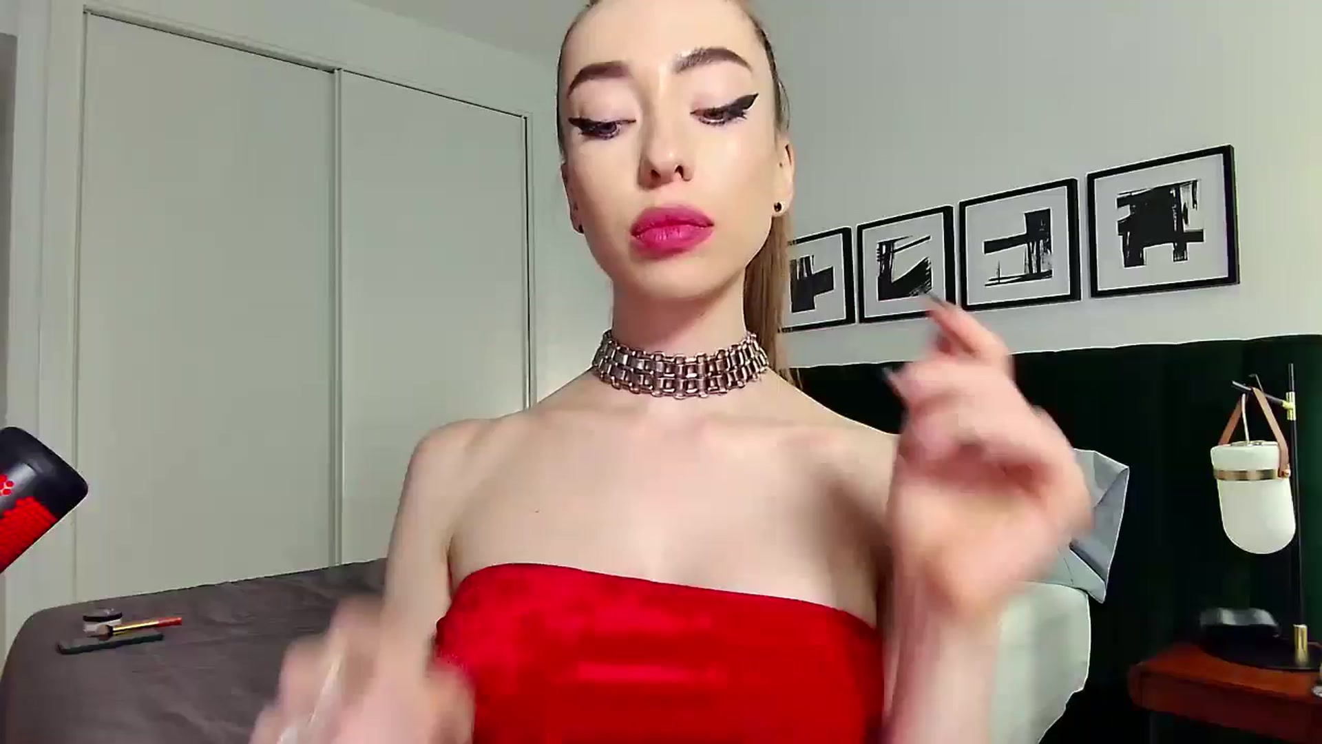 Gallery image thumbnail from TheNorthQueen's myfreecams stream on, 09/08/2024, 04:04 image 1 of 20
