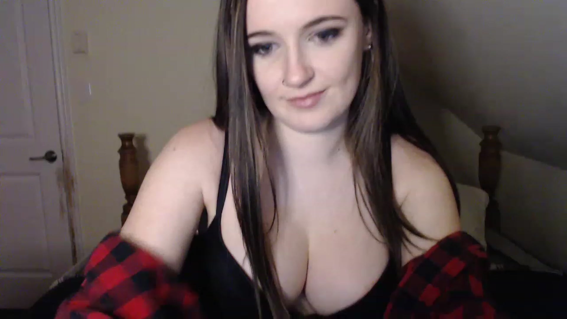 Gallery image thumbnail from TheNudeArtist's myfreecams stream on, 11/30/2022, 23:24 image 5 of 20