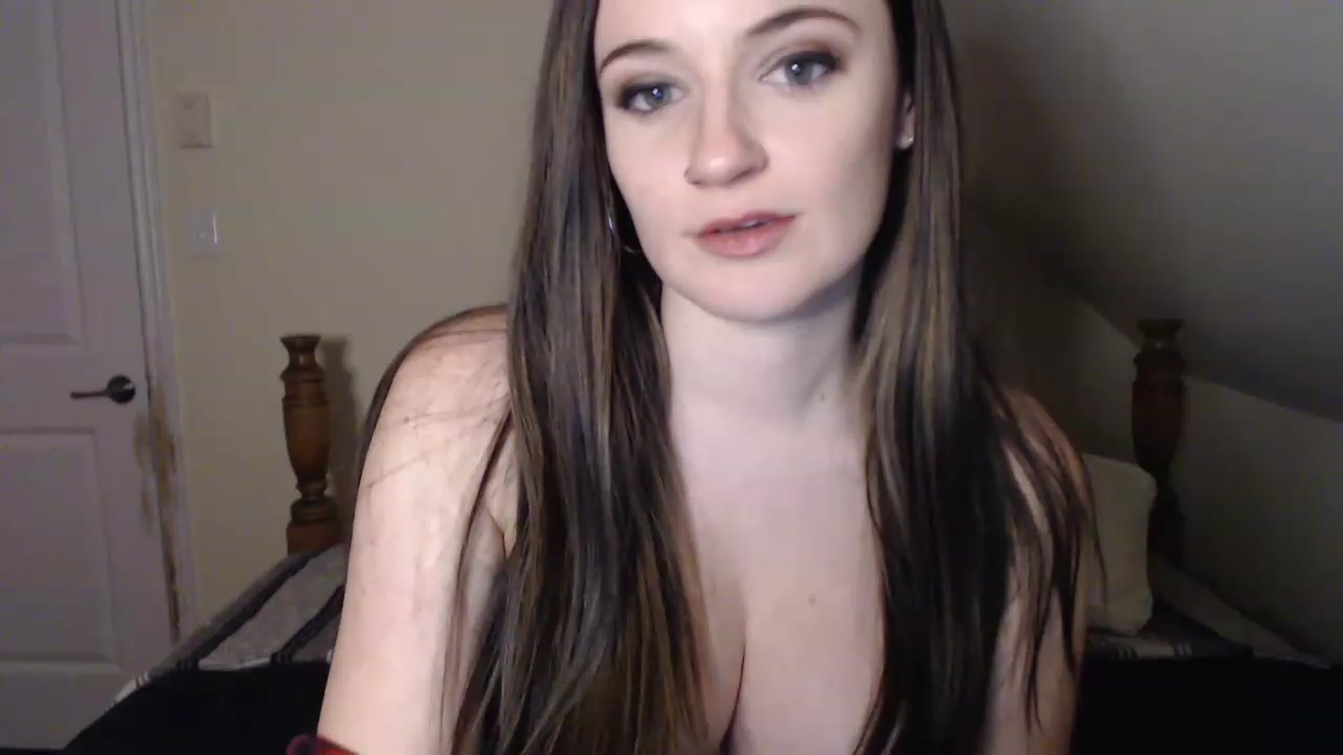 Gallery image thumbnail from TheNudeArtist's myfreecams stream on, 11/30/2022, 23:24 image 10 of 20
