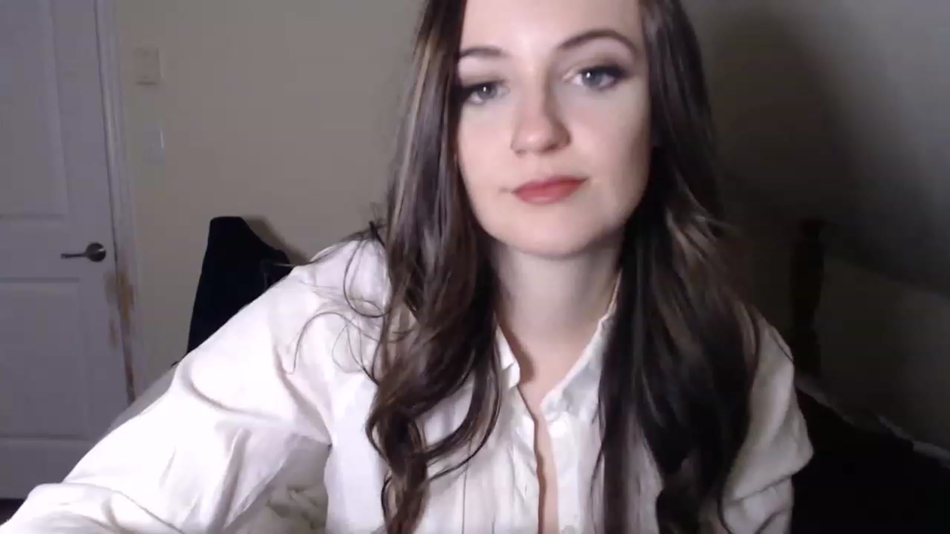 Gallery image thumbnail from TheNudeArtist's myfreecams stream on, 01/10/2023, 23:02 image 13 of 20