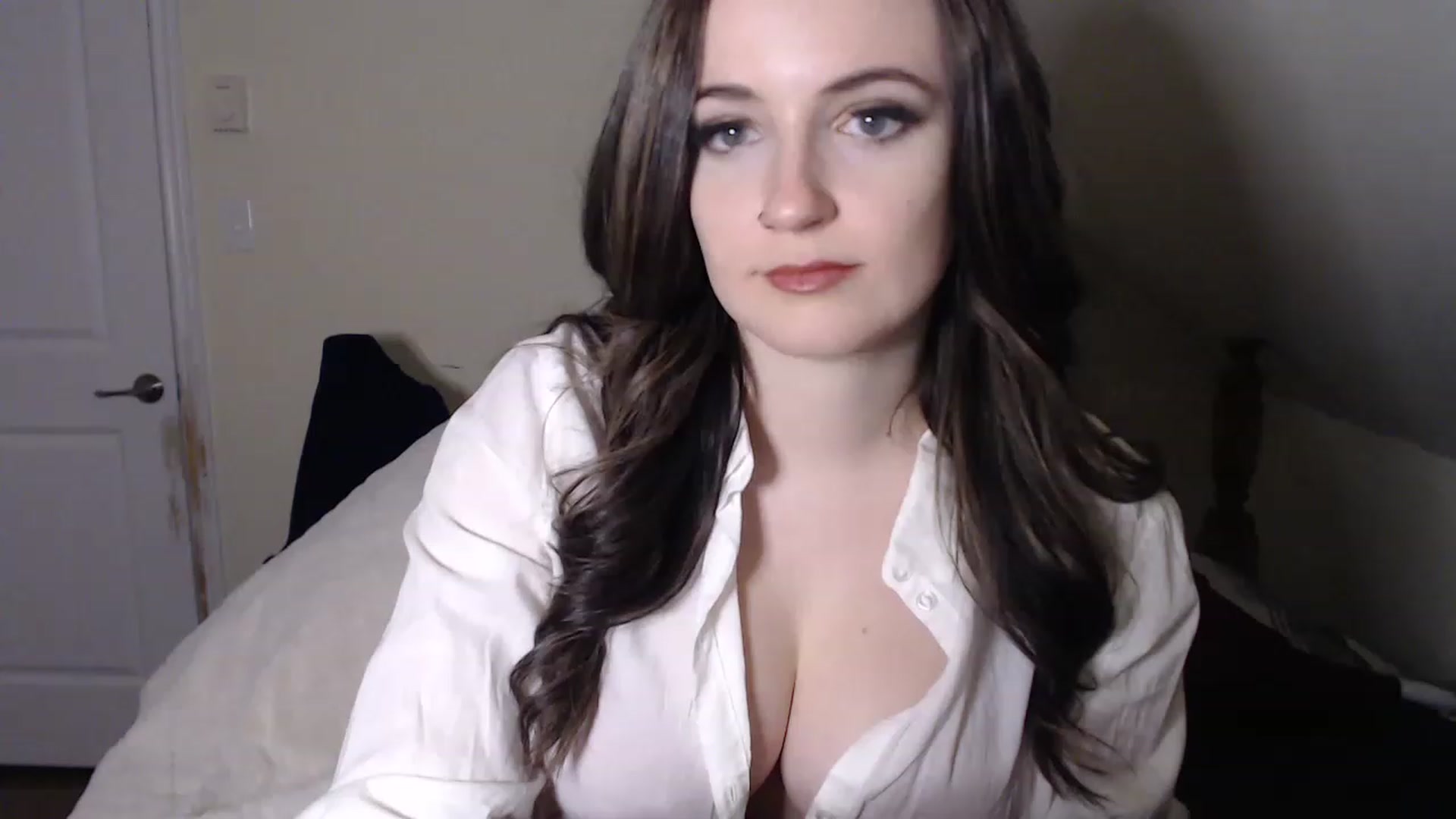 Gallery image thumbnail from TheNudeArtist's myfreecams stream on, 01/10/2023, 23:02 image 9 of 20