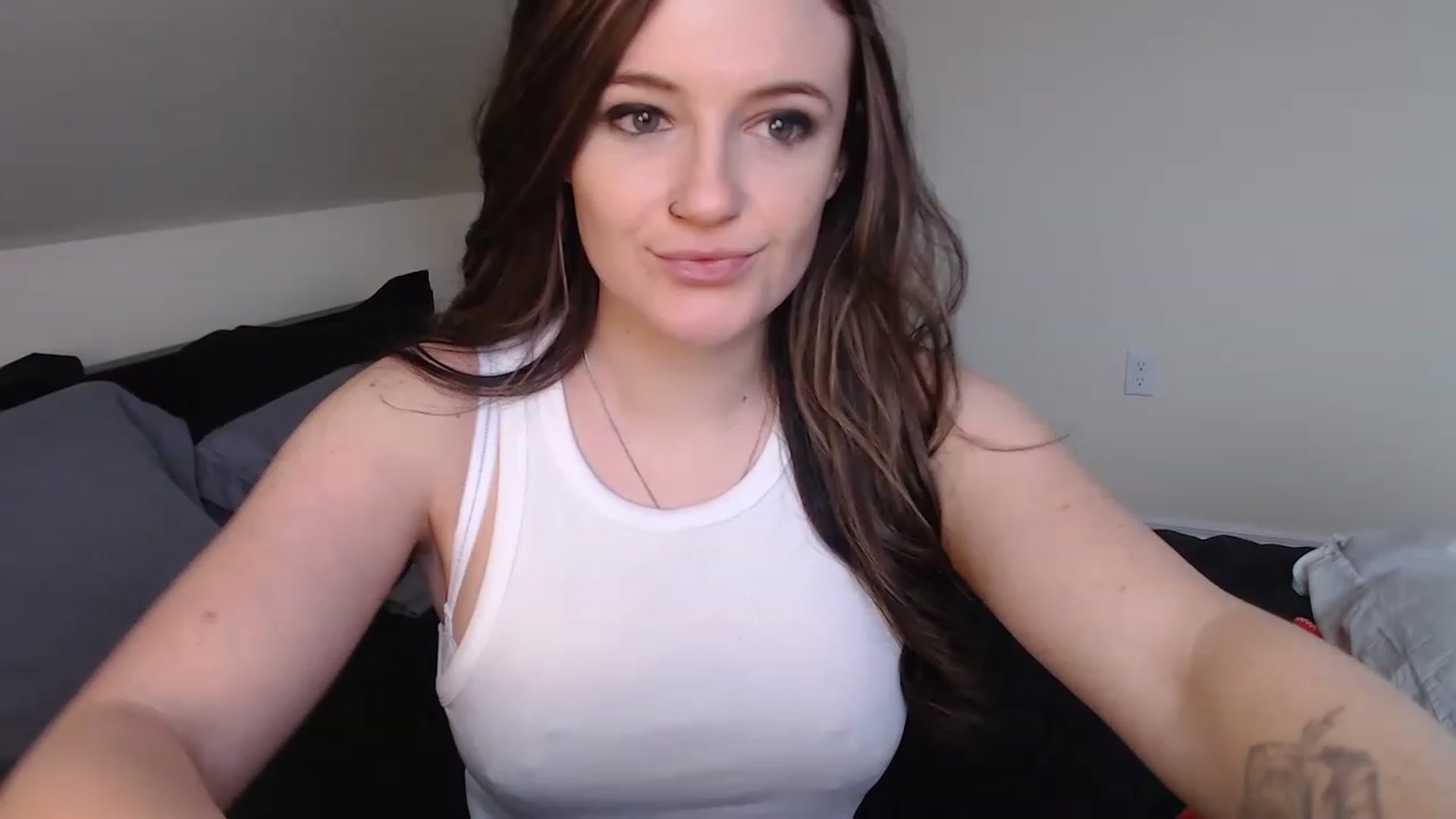 Gallery image thumbnail from TheNudeArtist's myfreecams stream on, 01/31/2023, 14:50 image 2 of 20