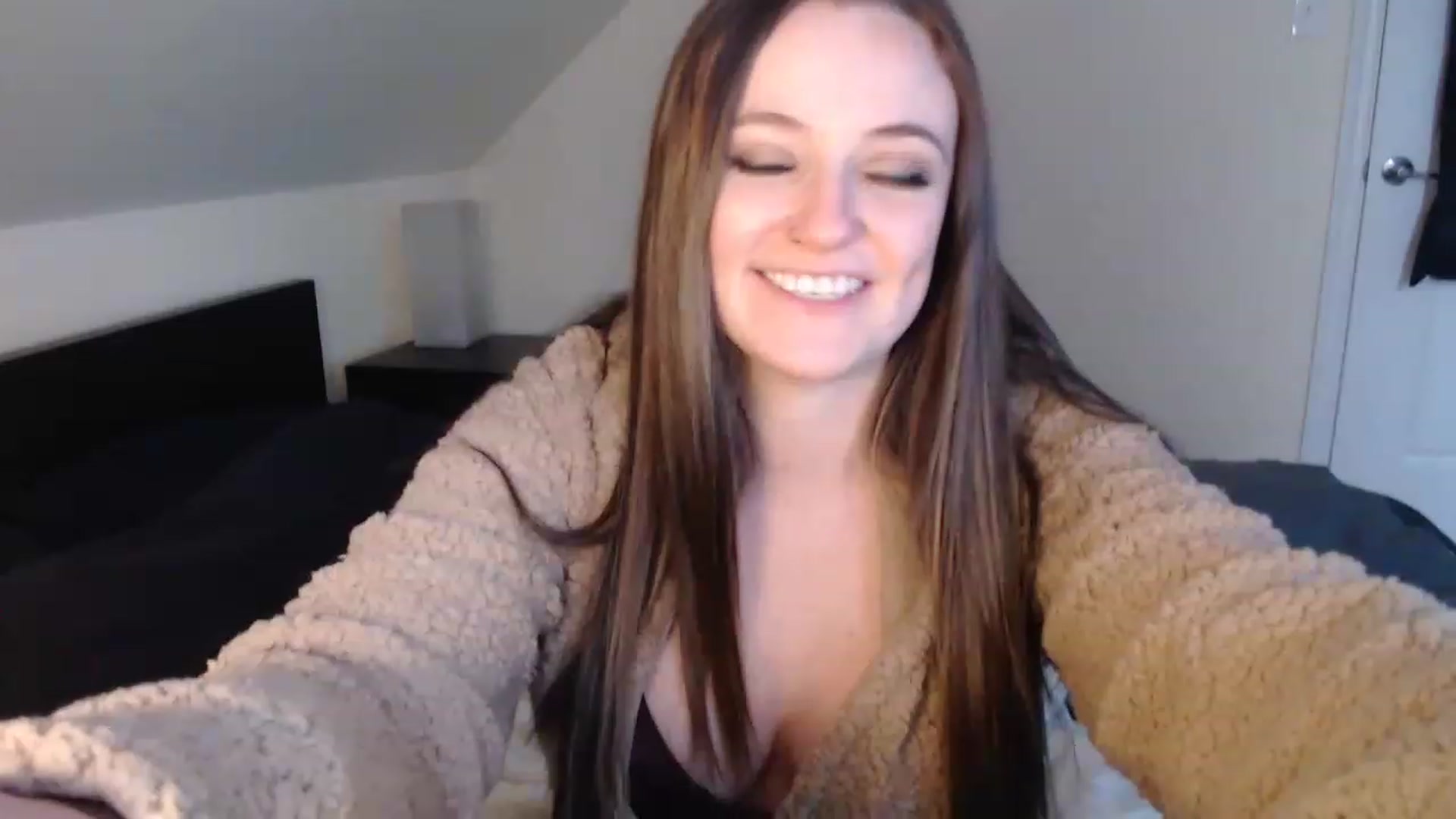 Gallery image thumbnail from TheNudeArtist's myfreecams stream on, 02/09/2023, 21:04 image 7 of 20