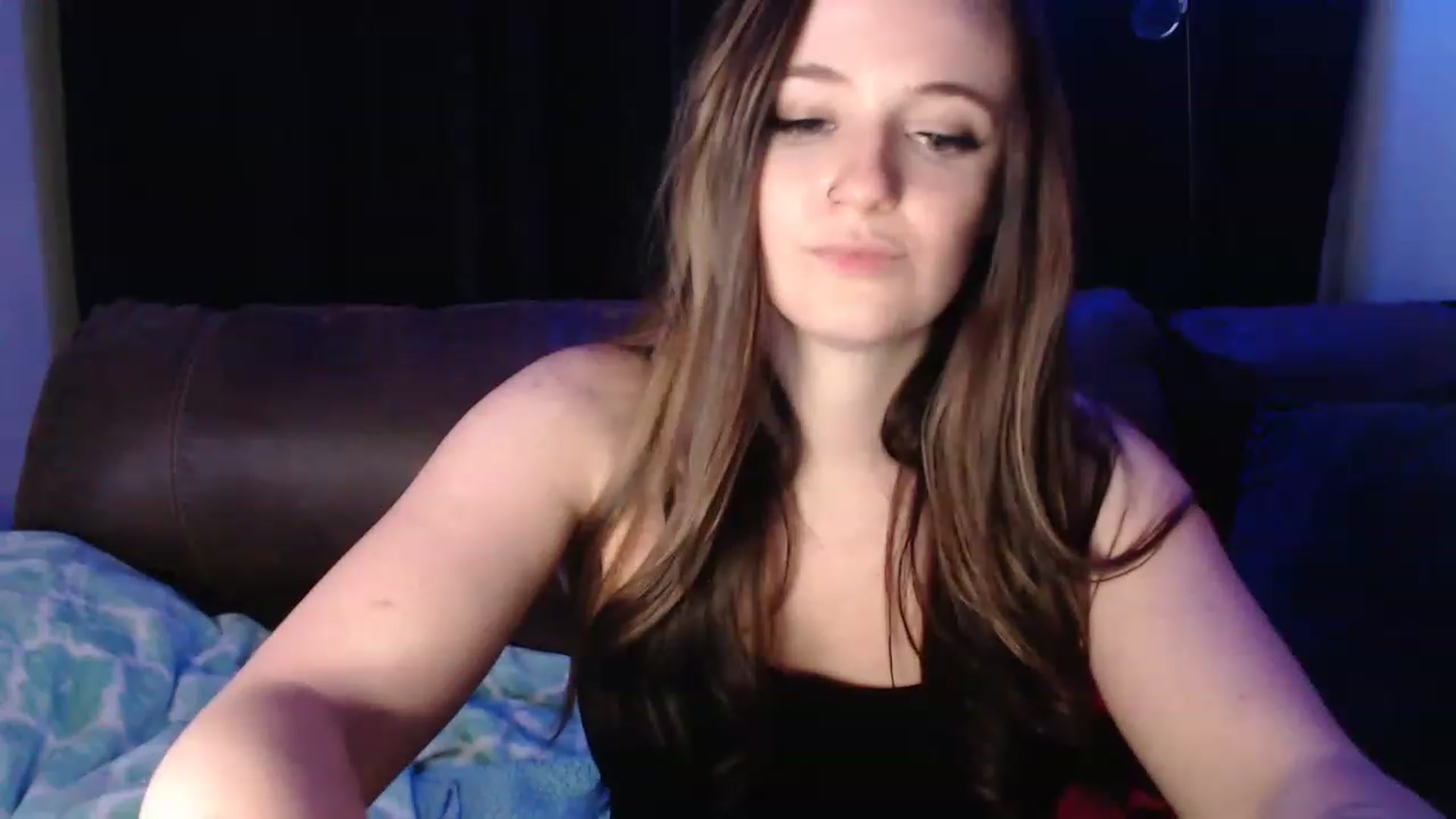Gallery image thumbnail from TheNudeArtist's myfreecams stream on, 02/19/2023, 07:18 image 13 of 20