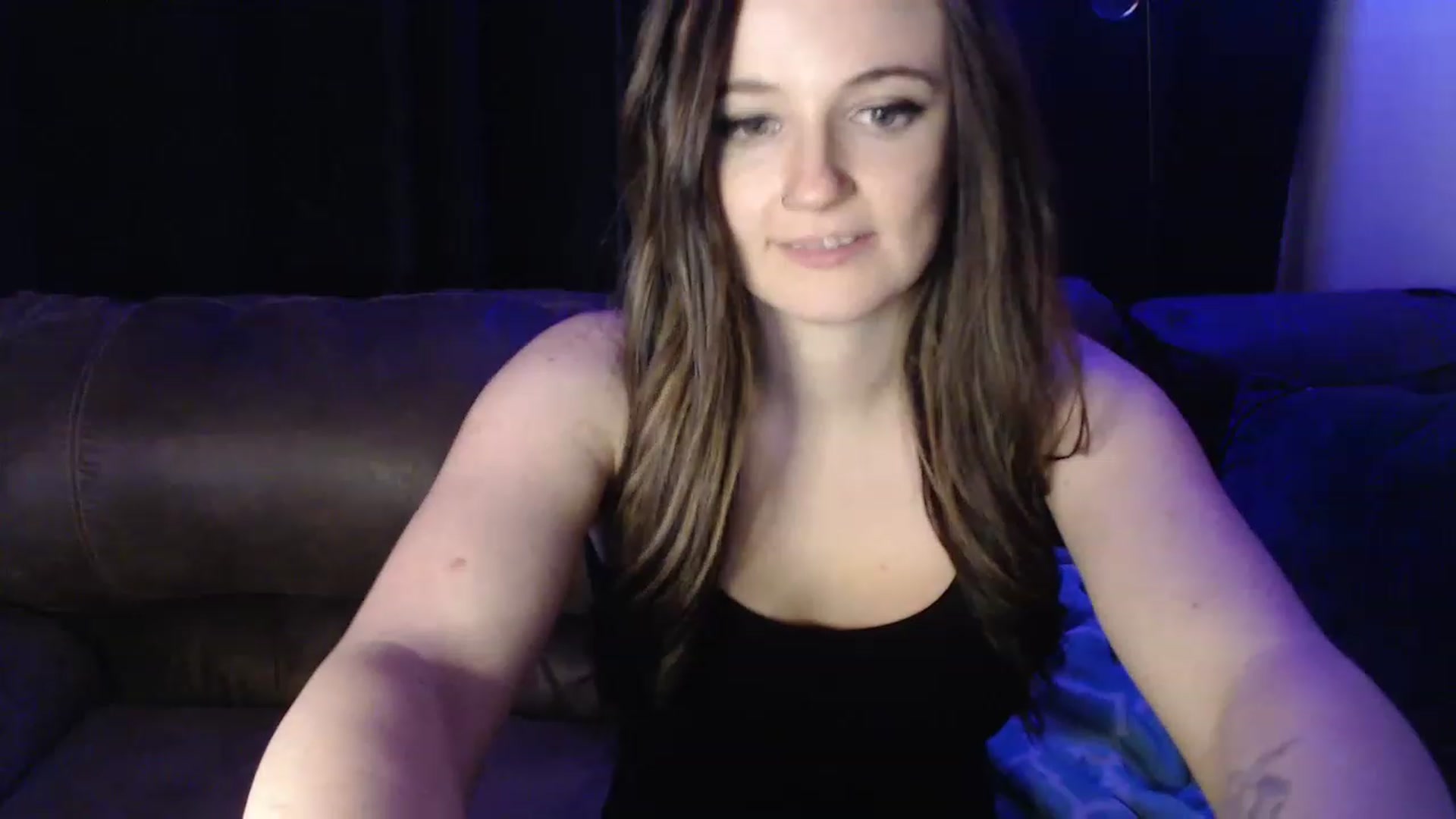 Gallery image thumbnail from TheNudeArtist's myfreecams stream on, 02/19/2023, 08:06 image 13 of 20