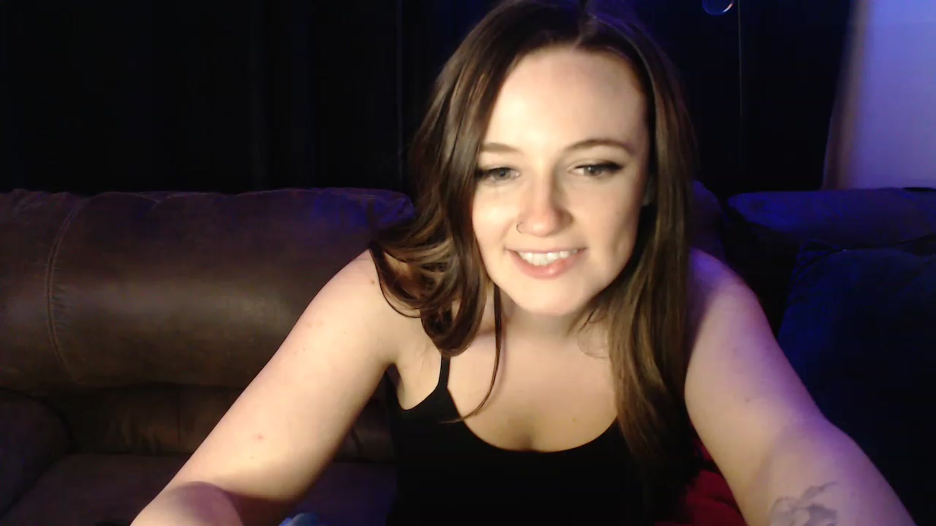 Gallery image thumbnail from TheNudeArtist's myfreecams stream on, 02/19/2023, 08:06 image 14 of 20