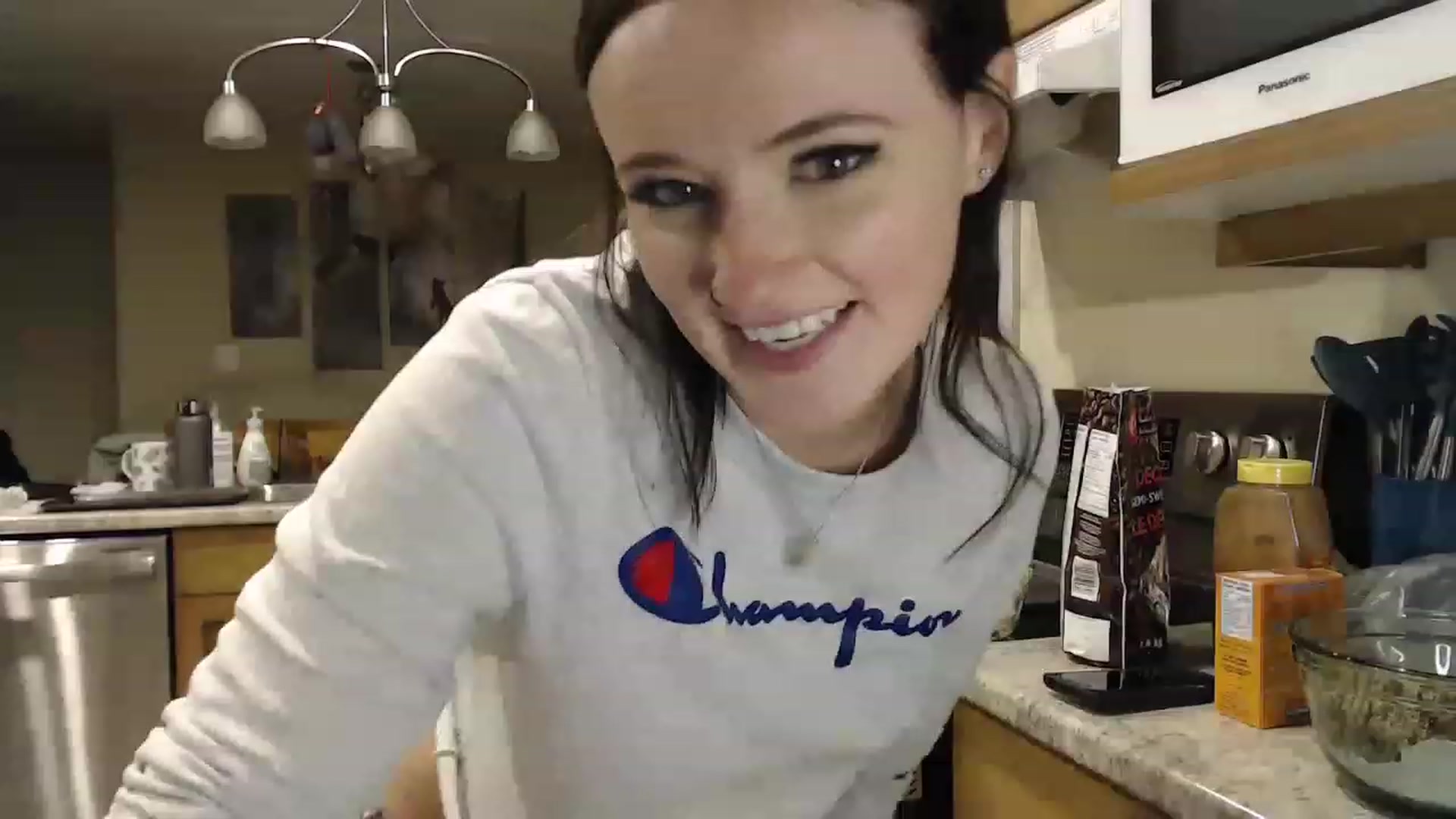 Gallery image thumbnail from TheNudeArtist's myfreecams stream on, 03/17/2023, 04:24 image 3 of 20