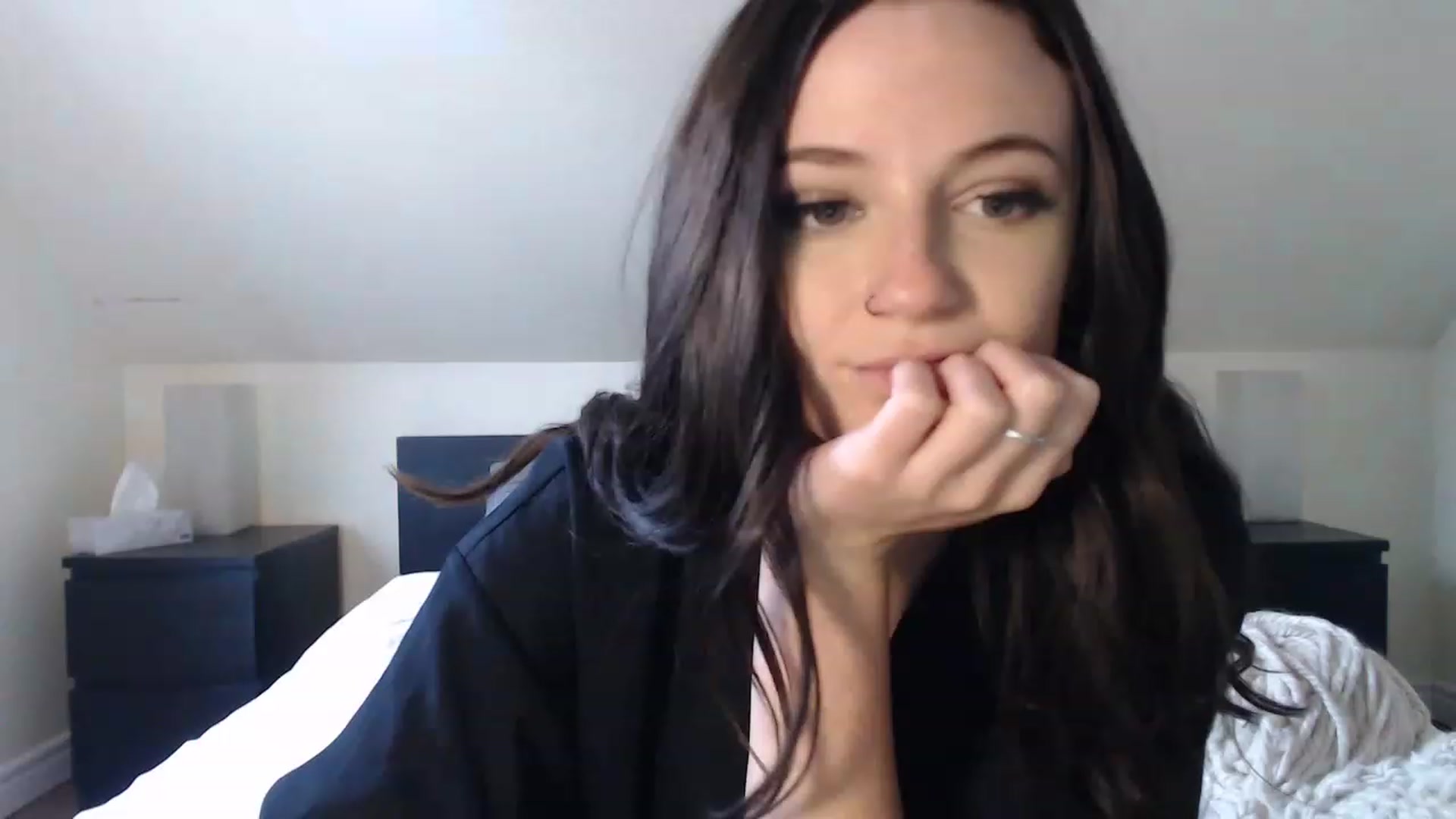 Gallery image thumbnail from TheNudeArtist's myfreecams stream on, 03/23/2023, 16:25 image 7 of 20