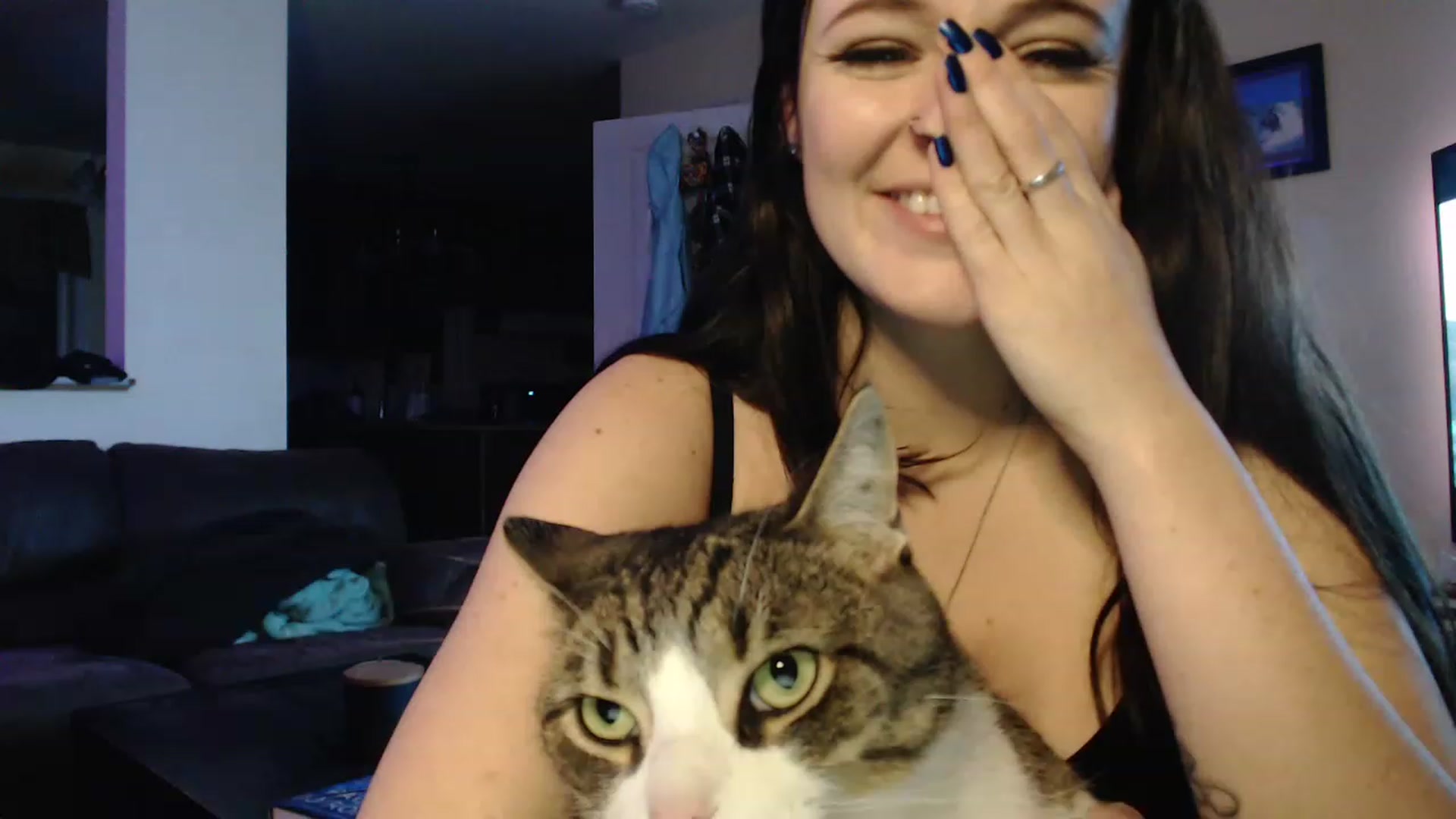 Gallery image thumbnail from TheNudeArtist's myfreecams stream on, 03/31/2023, 05:38 image 18 of 20
