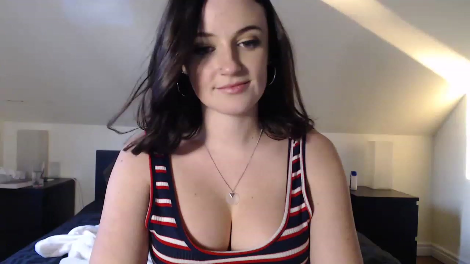 Gallery image thumbnail from TheNudeArtist's myfreecams stream on, 04/29/2023, 24:02 image 6 of 20