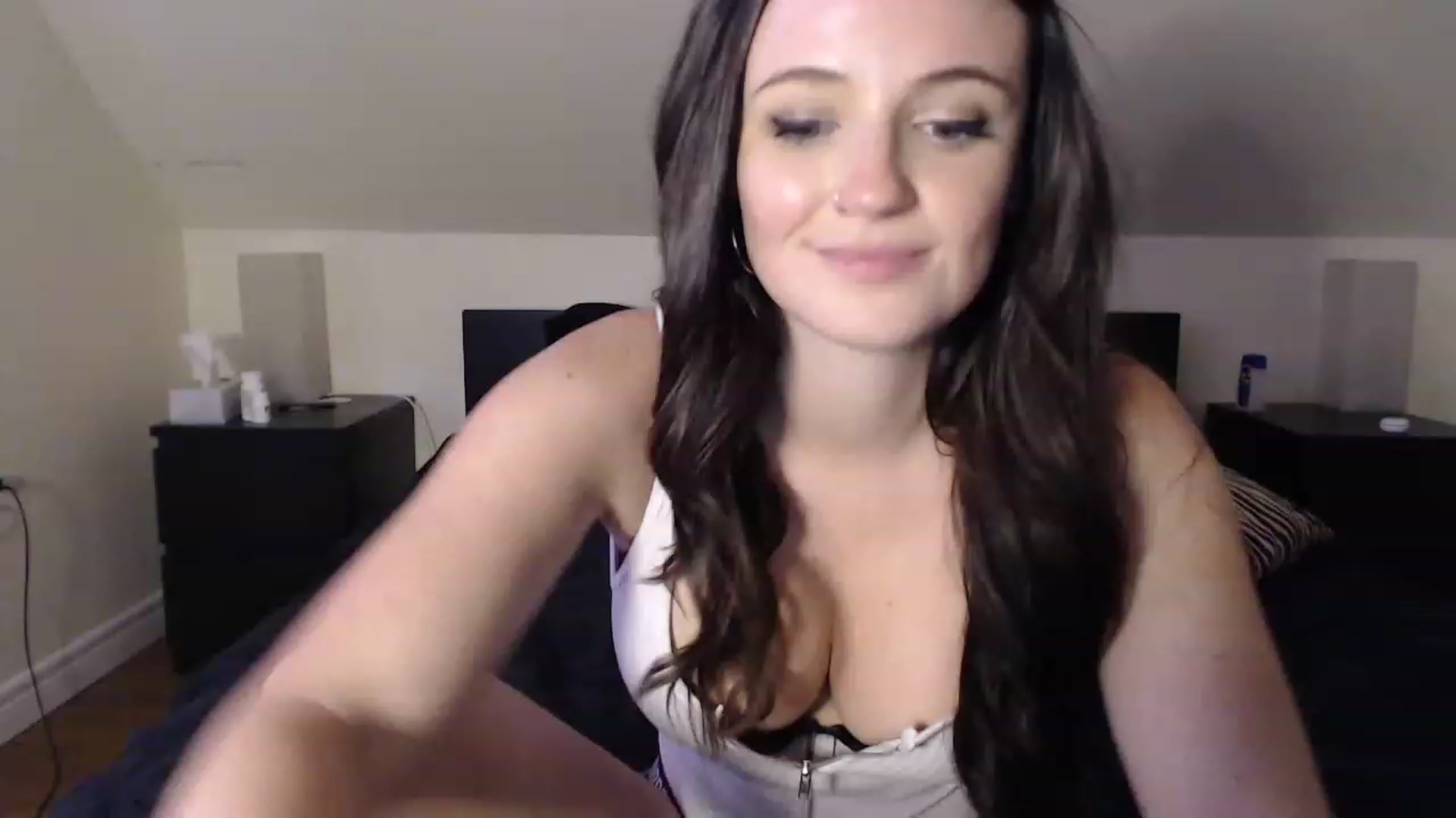 Gallery image thumbnail from TheNudeArtist's myfreecams stream on, 06/09/2023, 18:29 image 4 of 20
