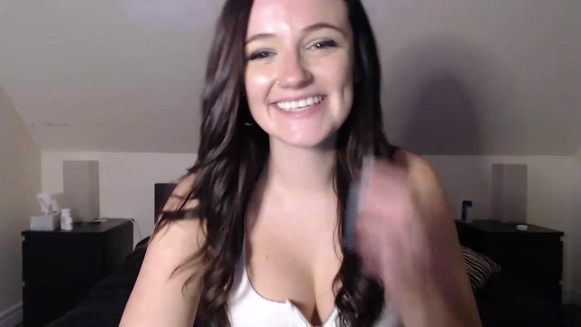 Gallery image thumbnail from TheNudeArtist's myfreecams stream on, 06/09/2023, 20:33 image 17 of 20
