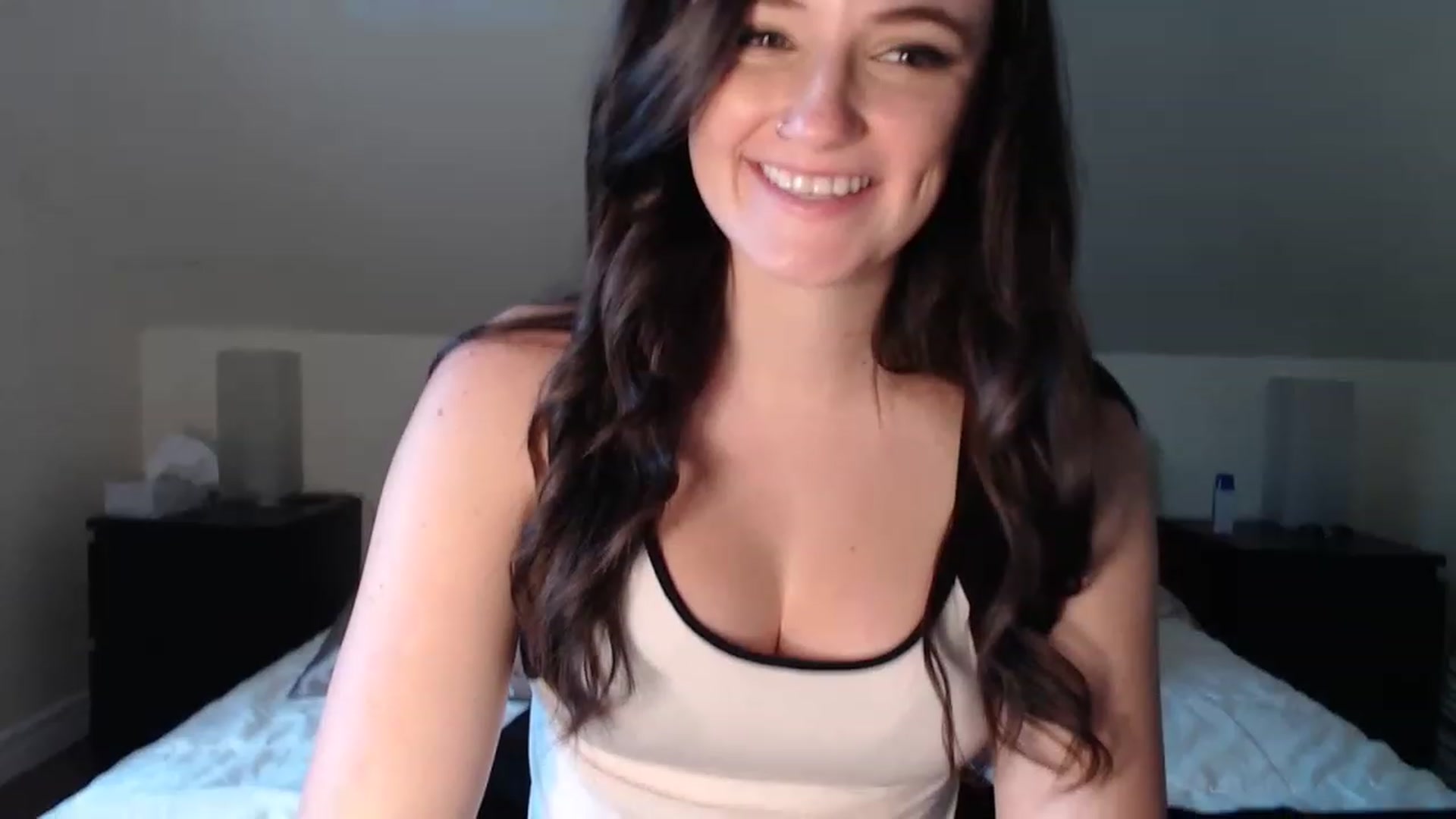 Gallery image thumbnail from TheNudeArtist's myfreecams stream on, 06/14/2023, 23:07 image 6 of 20