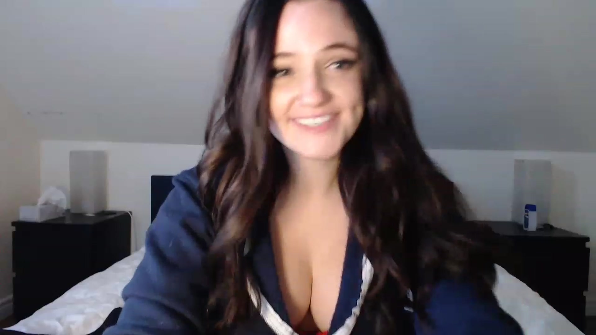 Gallery image thumbnail from TheNudeArtist's myfreecams stream on, 06/17/2023, 11:32 image 11 of 20