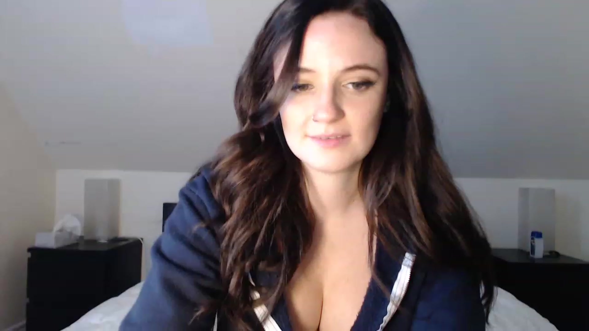 Gallery image thumbnail from TheNudeArtist's myfreecams stream on, 06/17/2023, 11:49 image 12 of 20