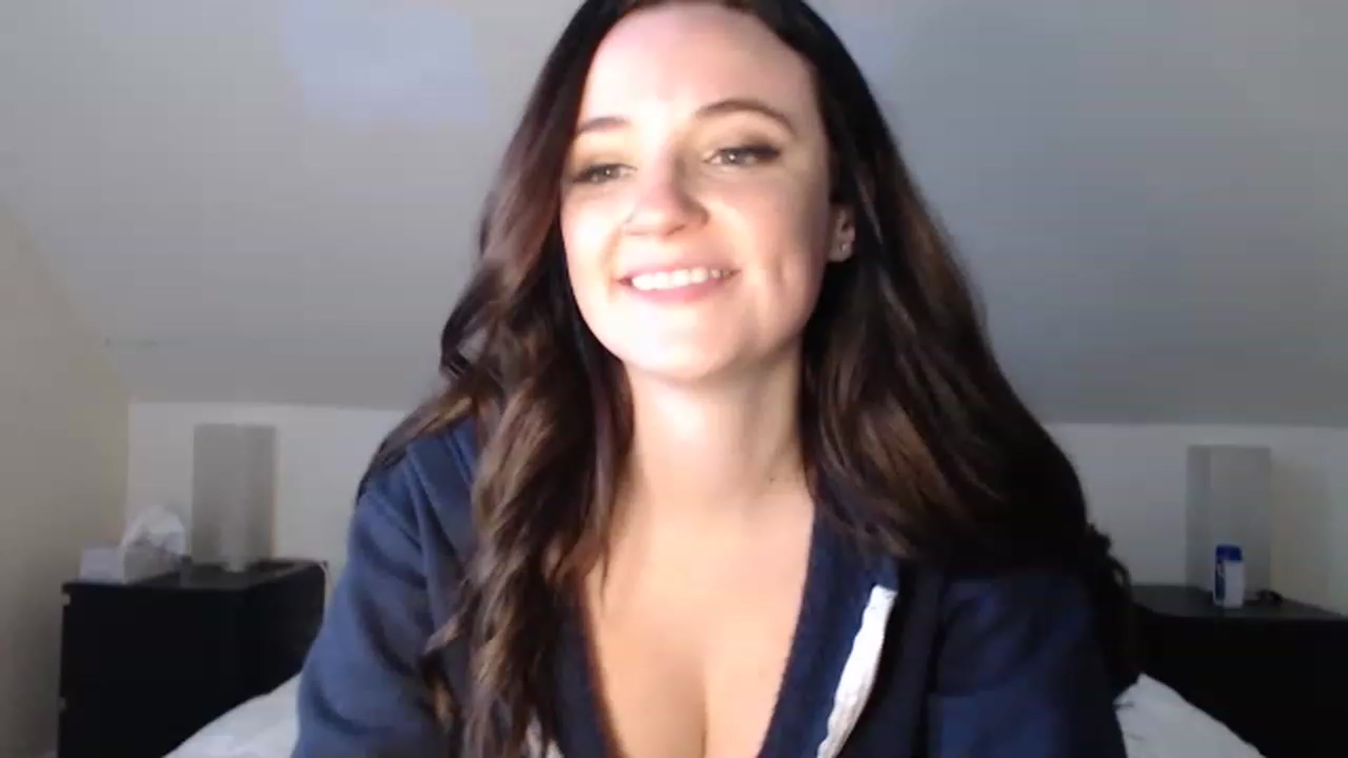 Gallery image thumbnail from TheNudeArtist's myfreecams stream on, 06/17/2023, 12:30 image 1 of 20