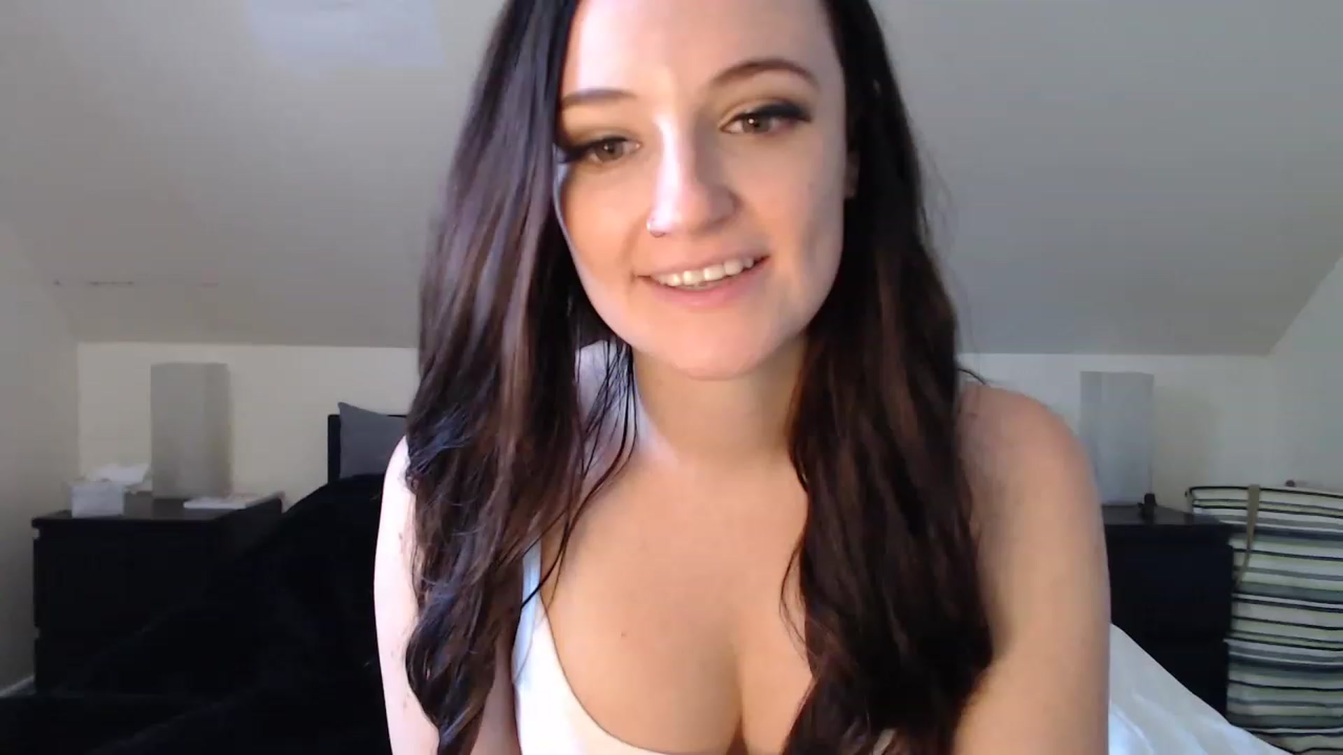 Gallery image thumbnail from TheNudeArtist's myfreecams stream on, 06/21/2023, 17:19 image 2 of 20