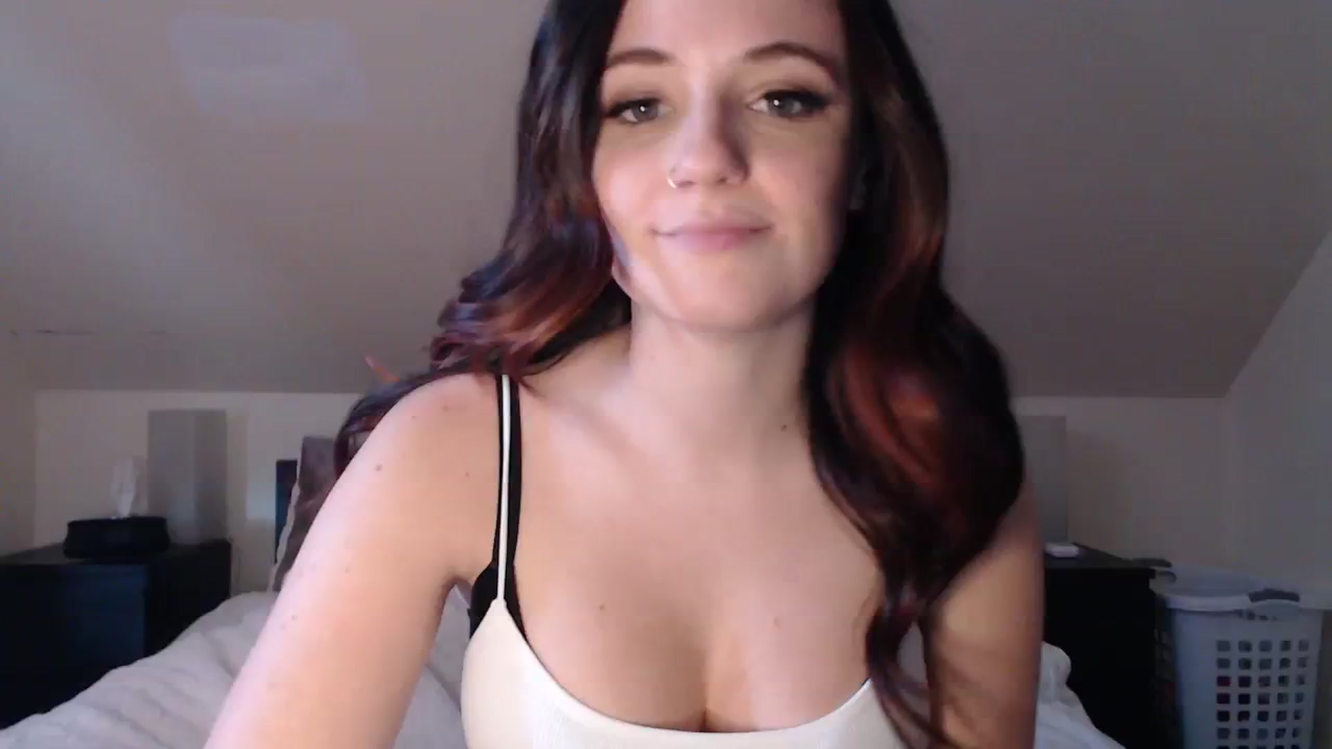 Gallery image thumbnail from TheNudeArtist's myfreecams stream on, 10/20/2023, 17:41 image 13 of 20