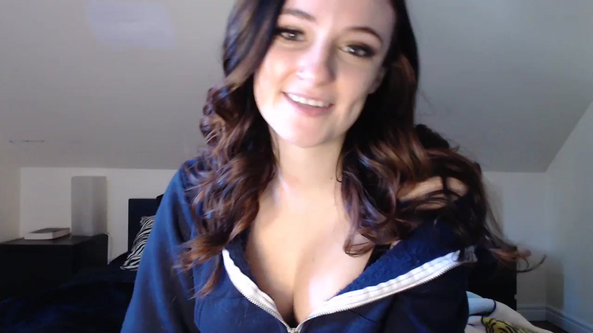 Gallery image thumbnail from TheNudeArtist's myfreecams stream on, 11/02/2023, 16:51 image 6 of 20