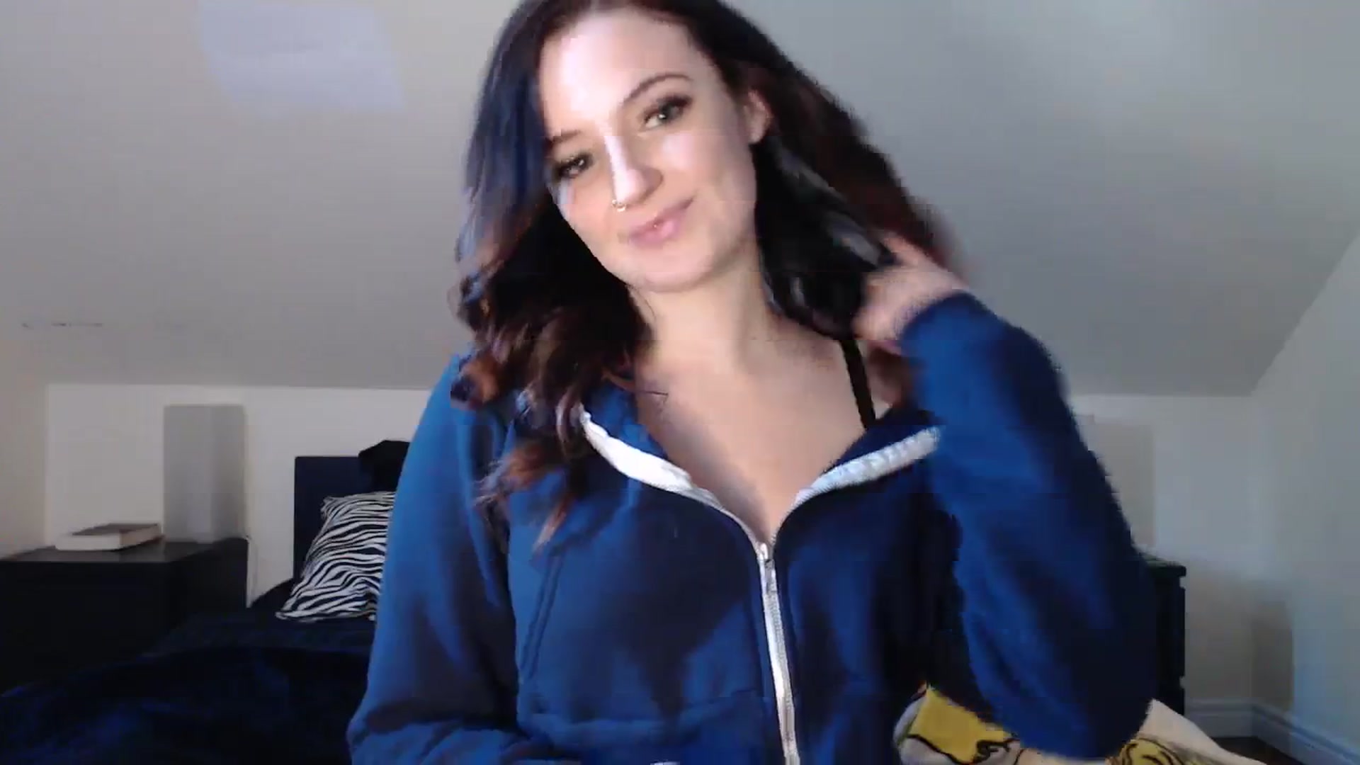 Gallery image thumbnail from TheNudeArtist's myfreecams stream on, 11/02/2023, 16:51 image 5 of 20