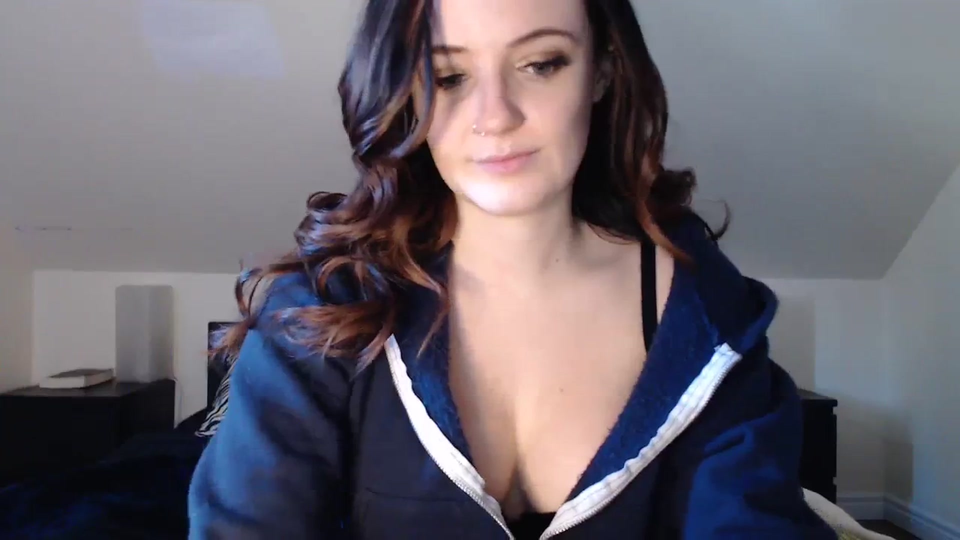 Gallery image thumbnail from TheNudeArtist's myfreecams stream on, 11/02/2023, 16:51 image 8 of 20