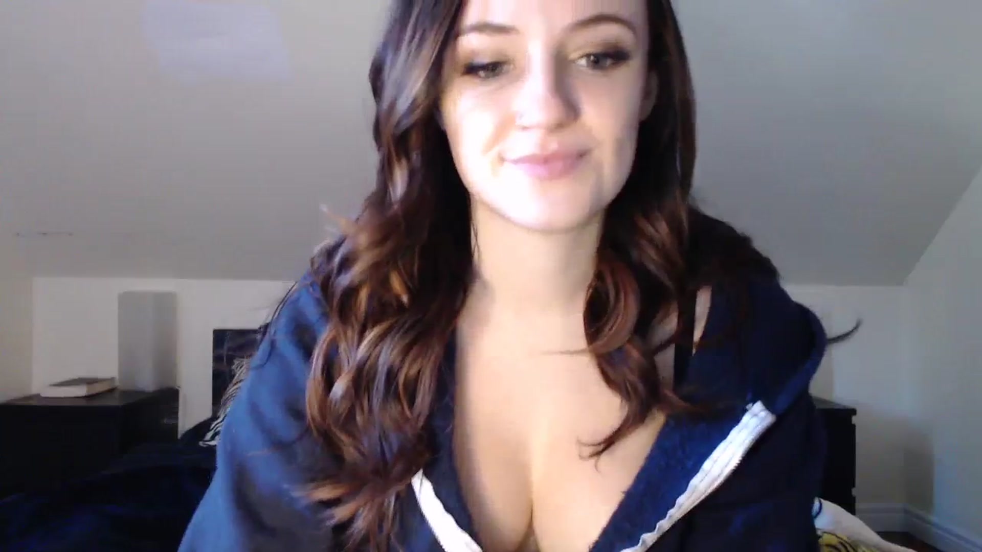 Gallery image thumbnail from TheNudeArtist's myfreecams stream on, 11/02/2023, 16:51 image 11 of 20