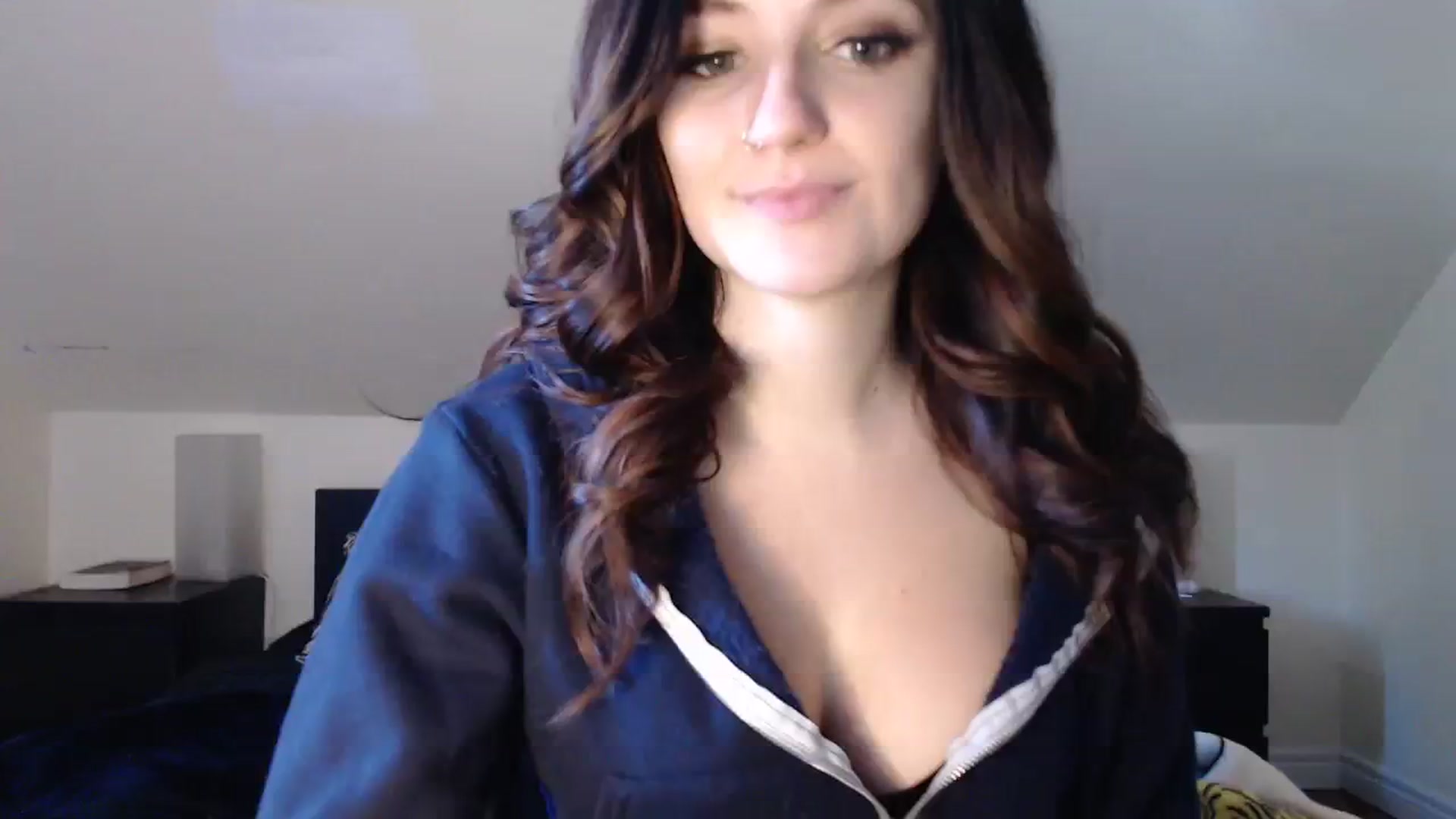 Gallery image thumbnail from TheNudeArtist's myfreecams stream on, 11/02/2023, 16:51 image 1 of 20