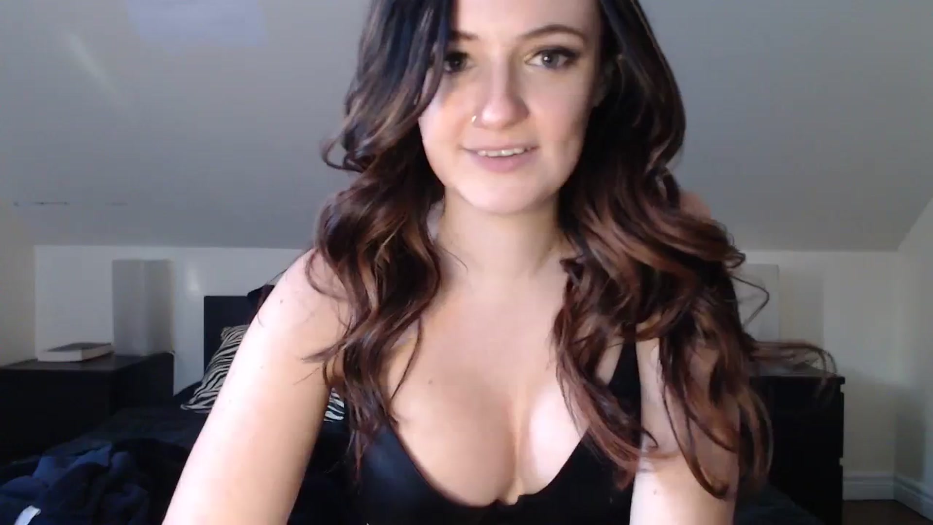 Gallery image thumbnail from TheNudeArtist's myfreecams stream on, 11/02/2023, 20:34 image 10 of 20