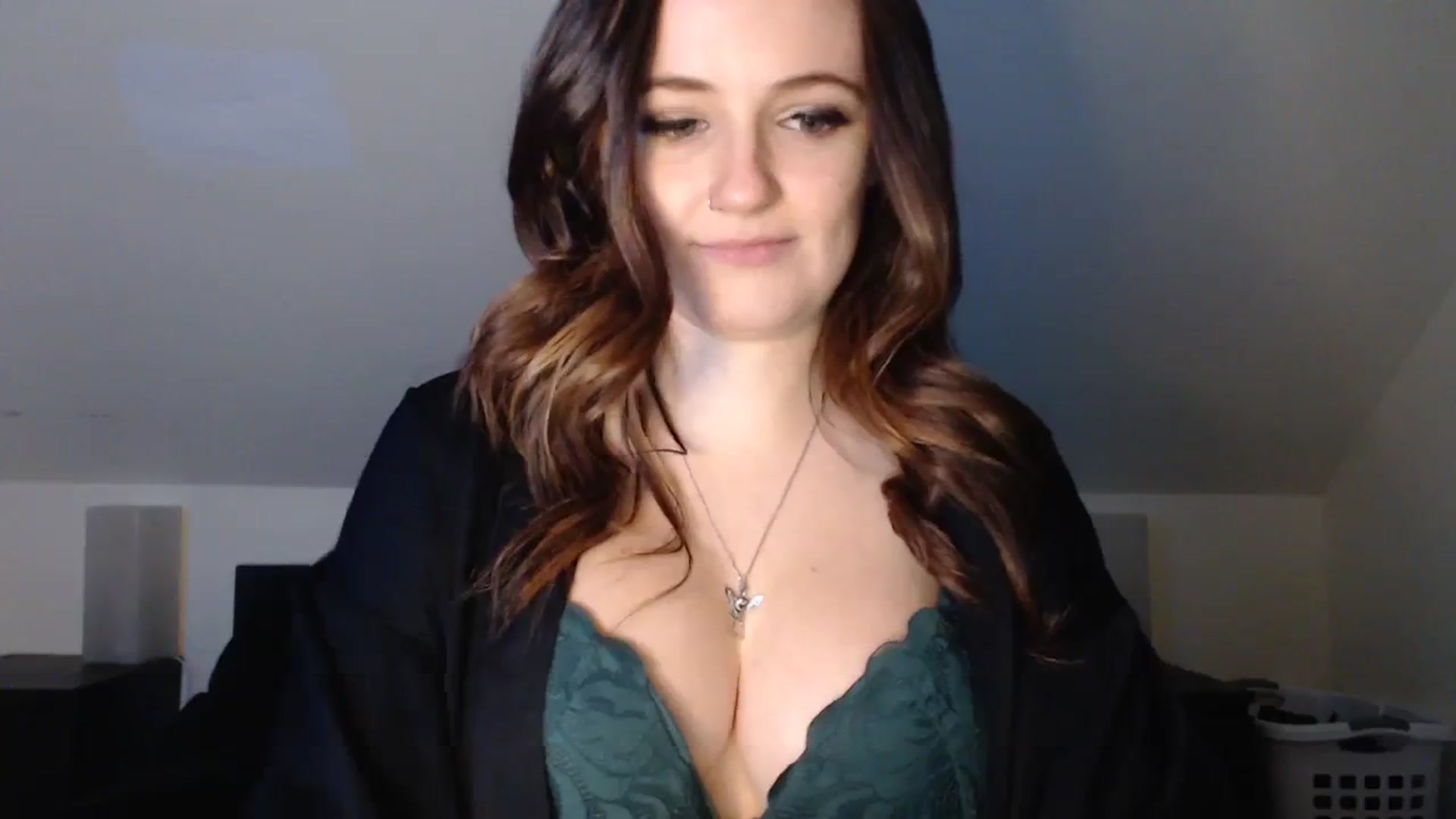 Gallery image thumbnail from TheNudeArtist's myfreecams stream on, 11/08/2023, 20:31 image 9 of 20