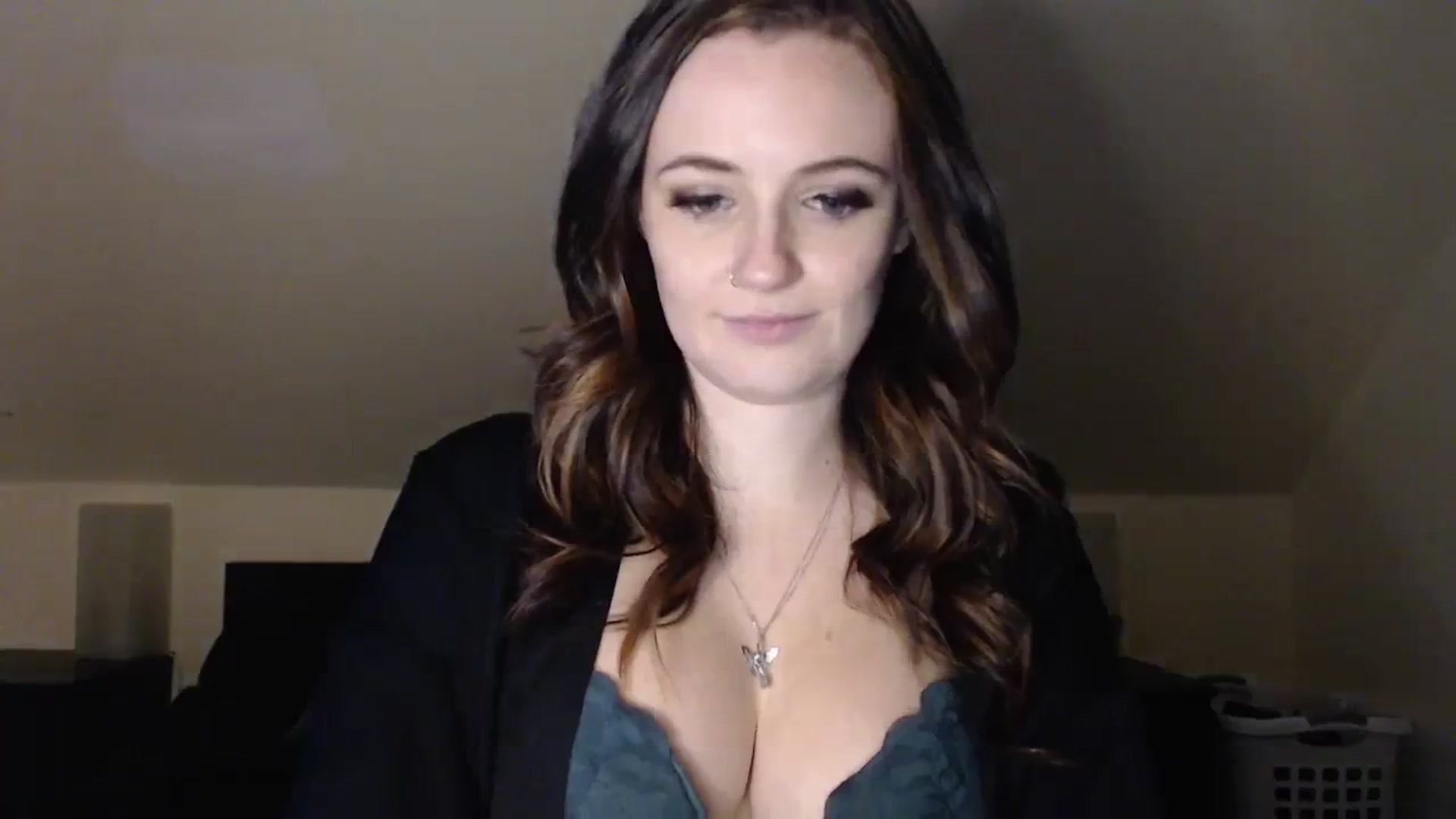 Gallery image thumbnail from TheNudeArtist's myfreecams stream on, 11/08/2023, 20:31 image 15 of 20
